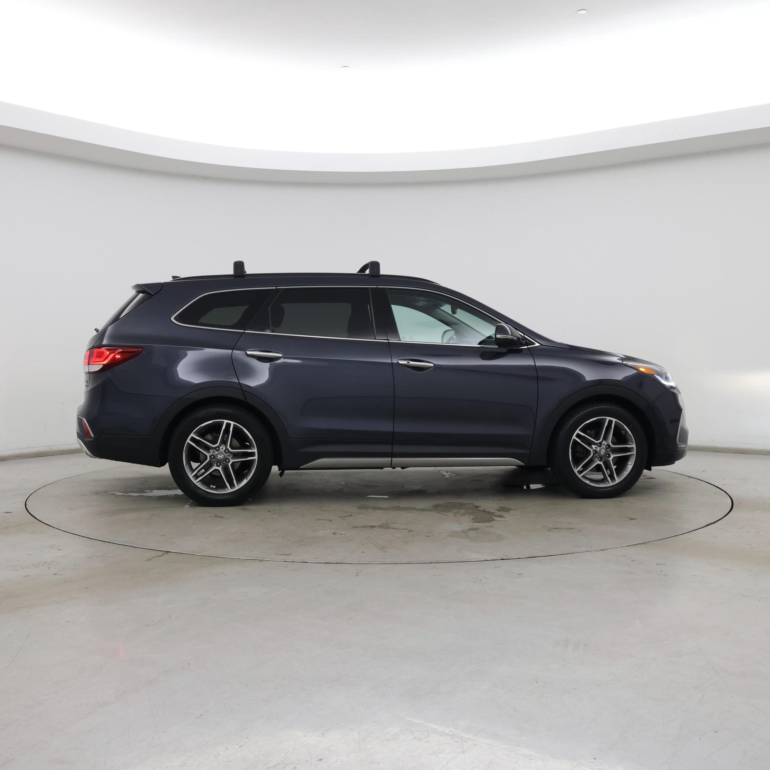 Thumbnail: 2017 Hyundai Santa Fe - 7