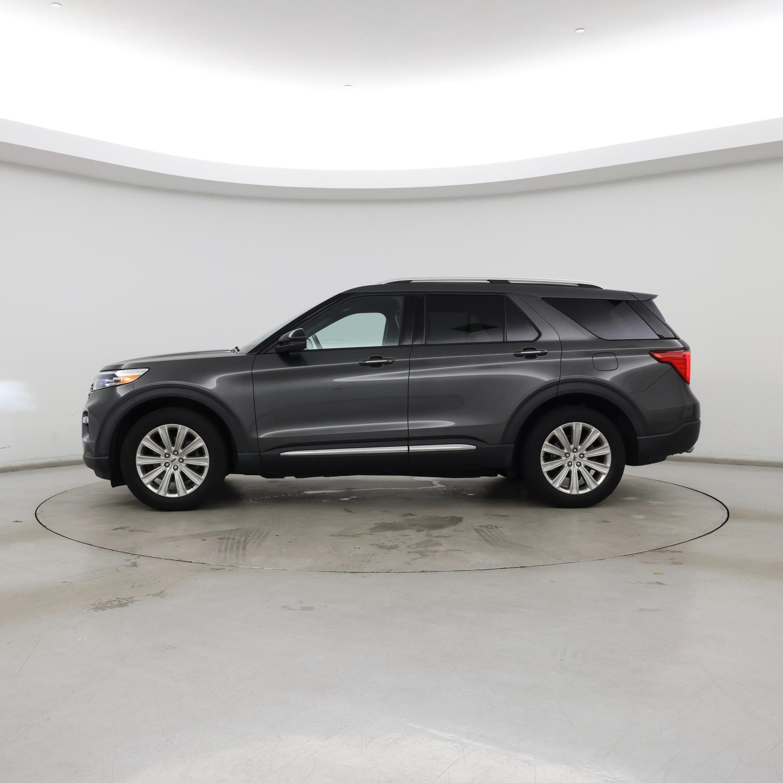 Thumbnail: 2020 Ford Explorer - 3