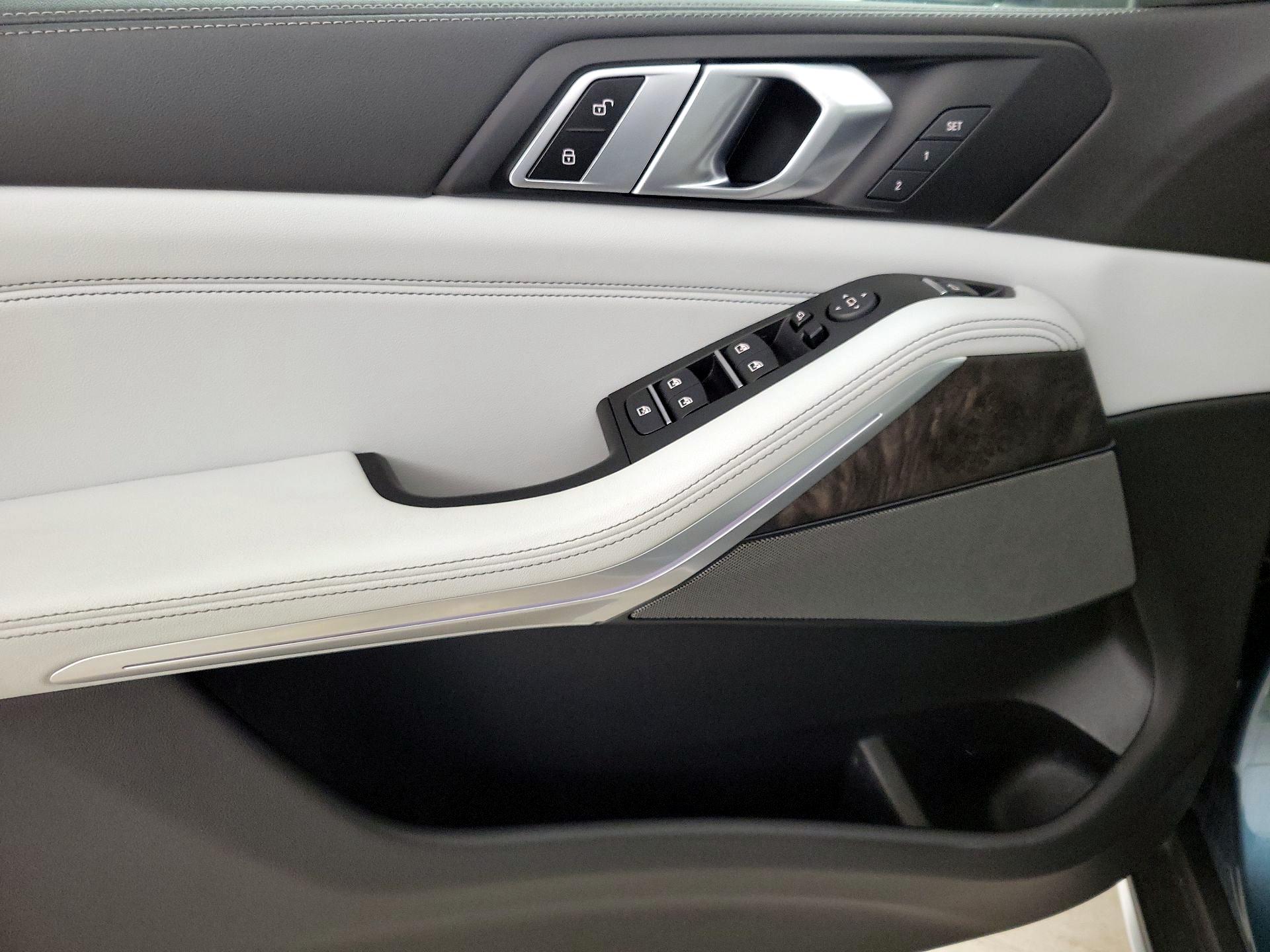 Thumbnail: 2024 BMW X5 - 12