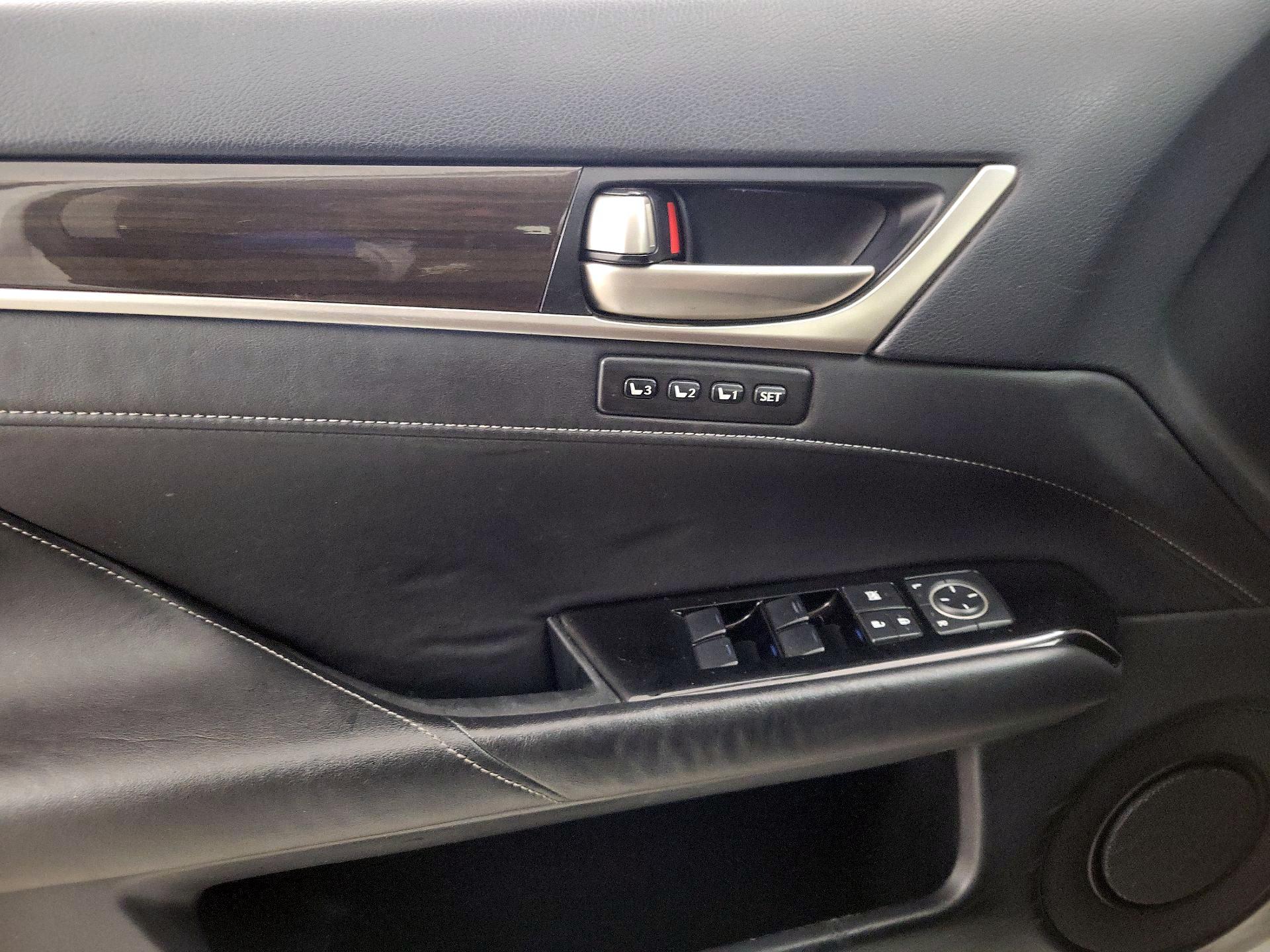 Thumbnail: 2013 Lexus GS - 12