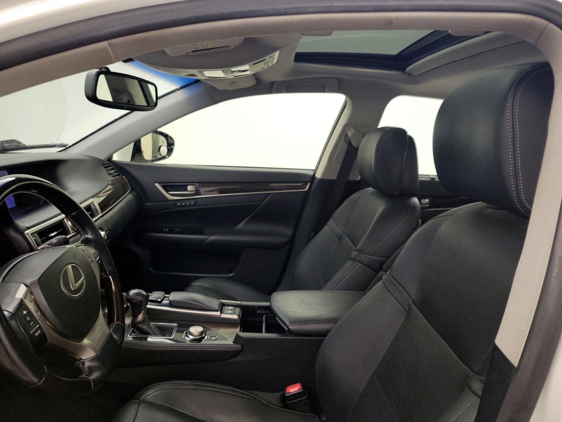 Thumbnail: 2013 Lexus GS - 19