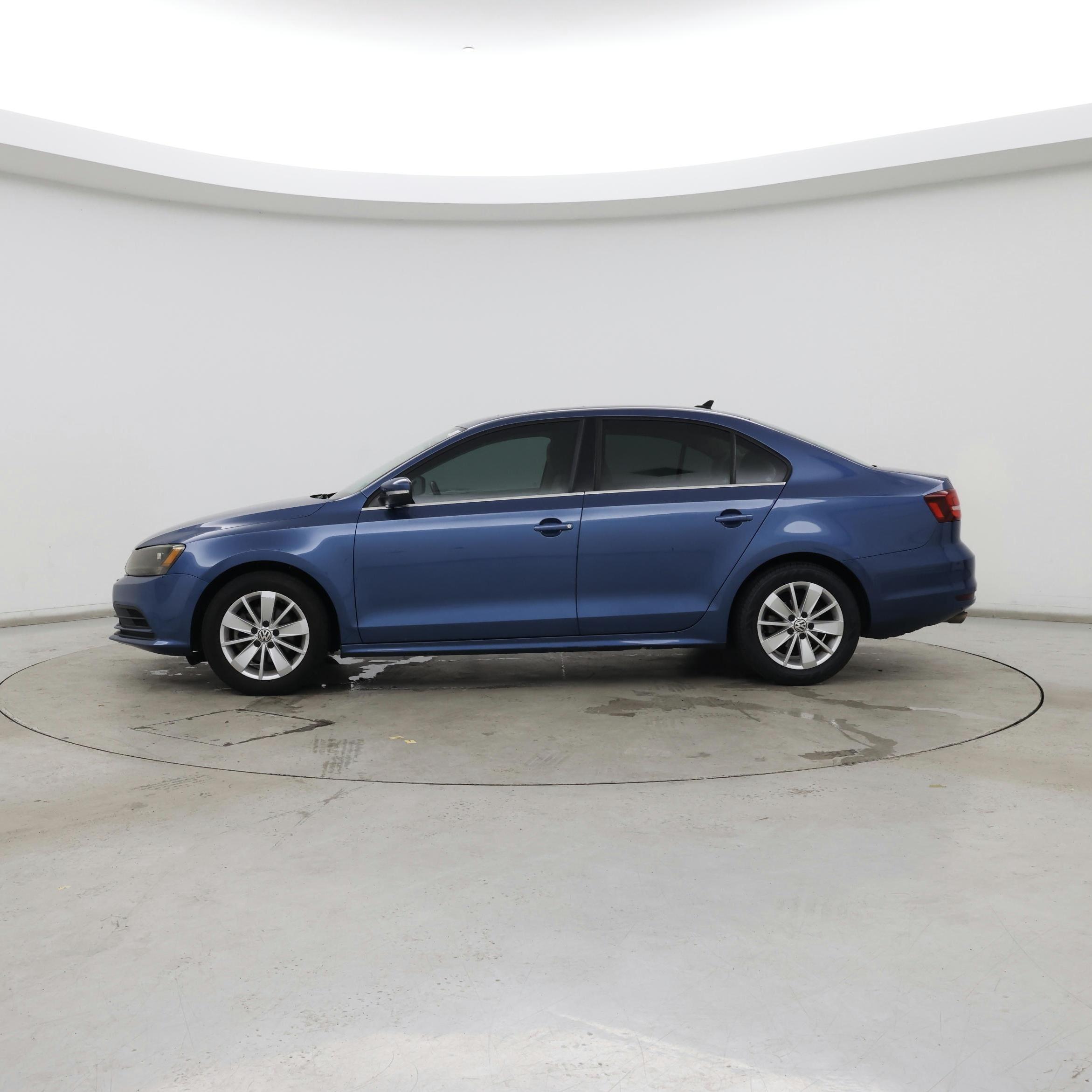 Thumbnail: 2016 Volkswagen Jetta - 3