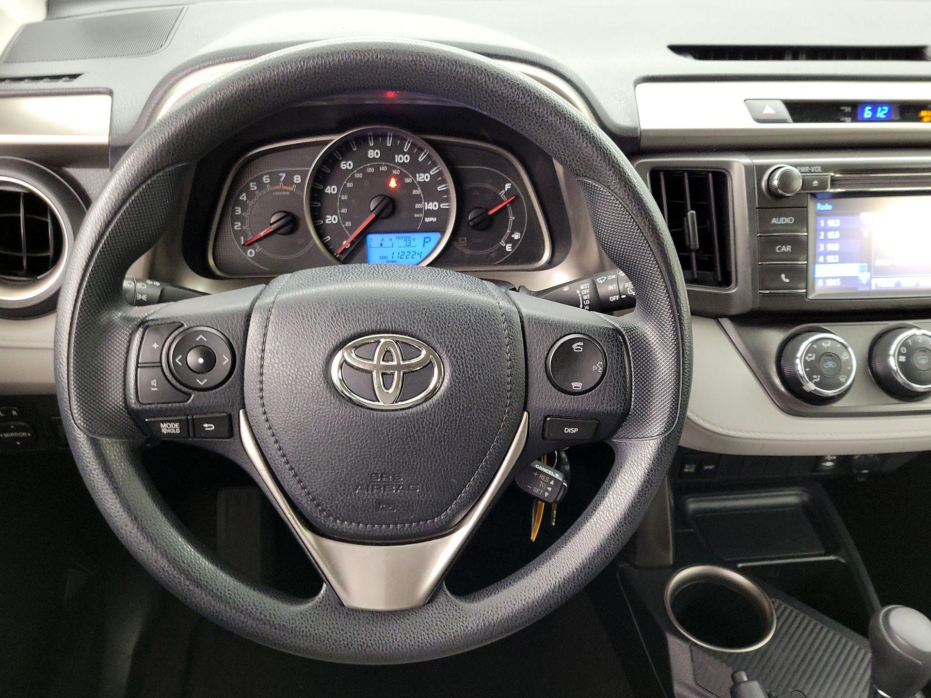 Thumbnail: 2015 Toyota RAV4 - 10