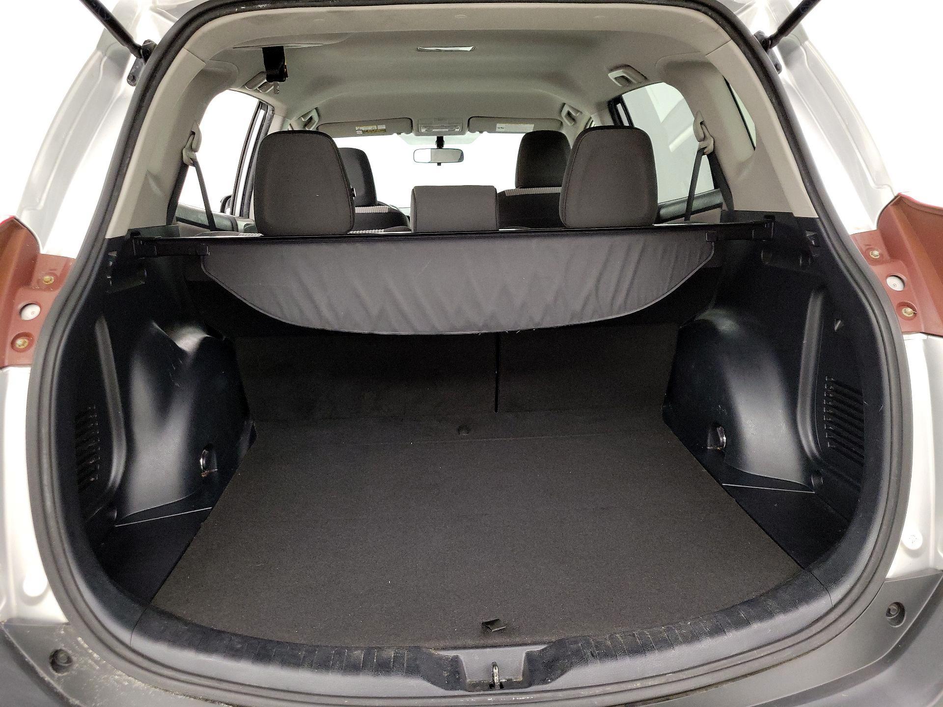 Thumbnail: 2015 Toyota RAV4 - 20