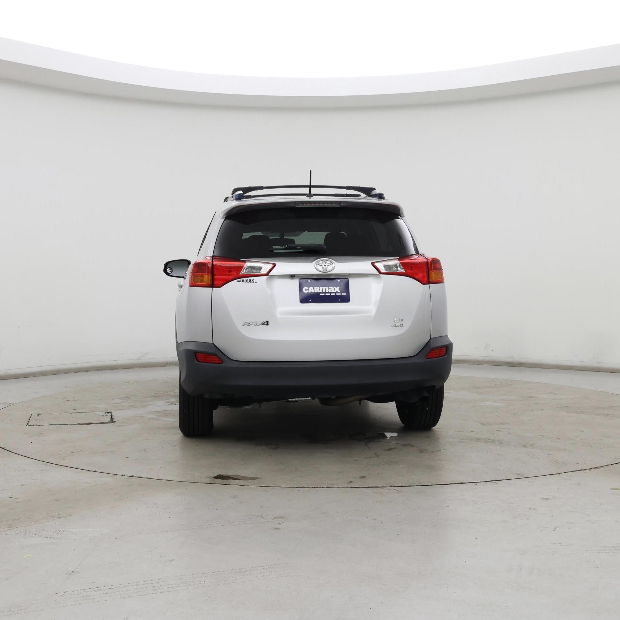 Thumbnail: 2015 Toyota RAV4 - 6