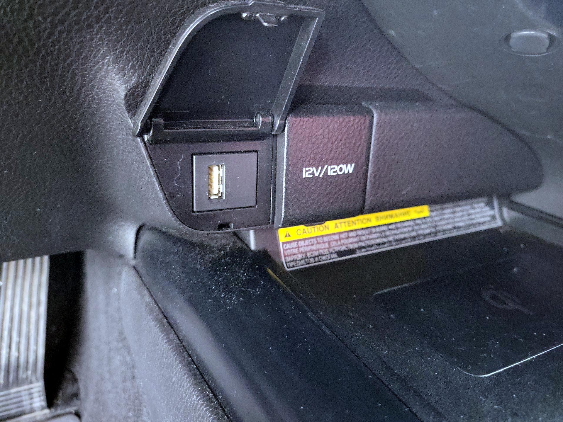 Thumbnail: 2020 Toyota Camry - 18