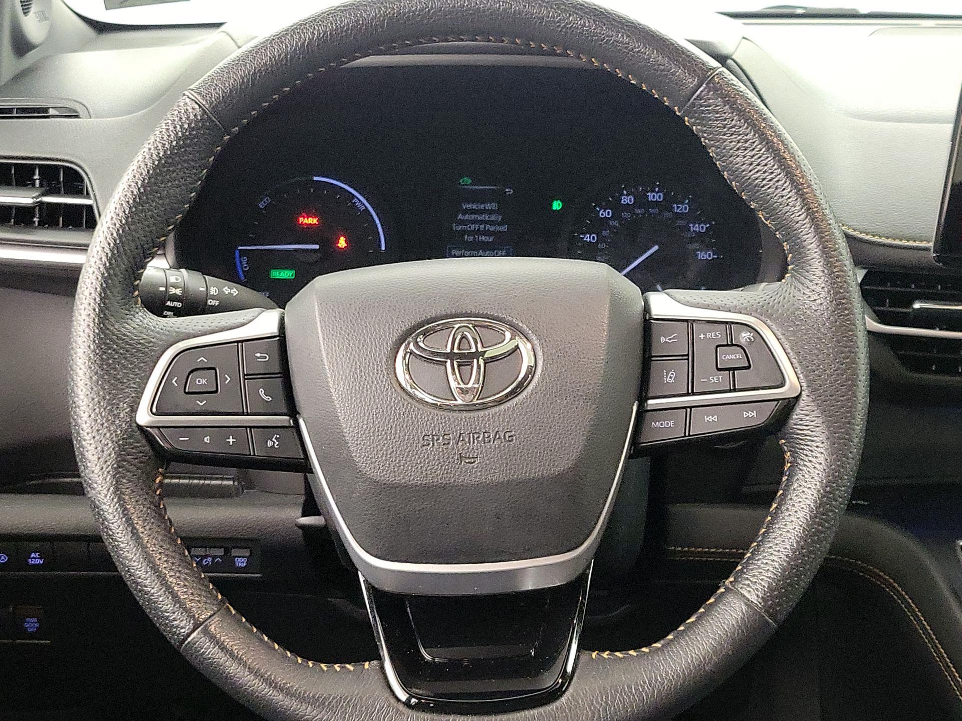 Thumbnail: 2022 Toyota Sienna - 10