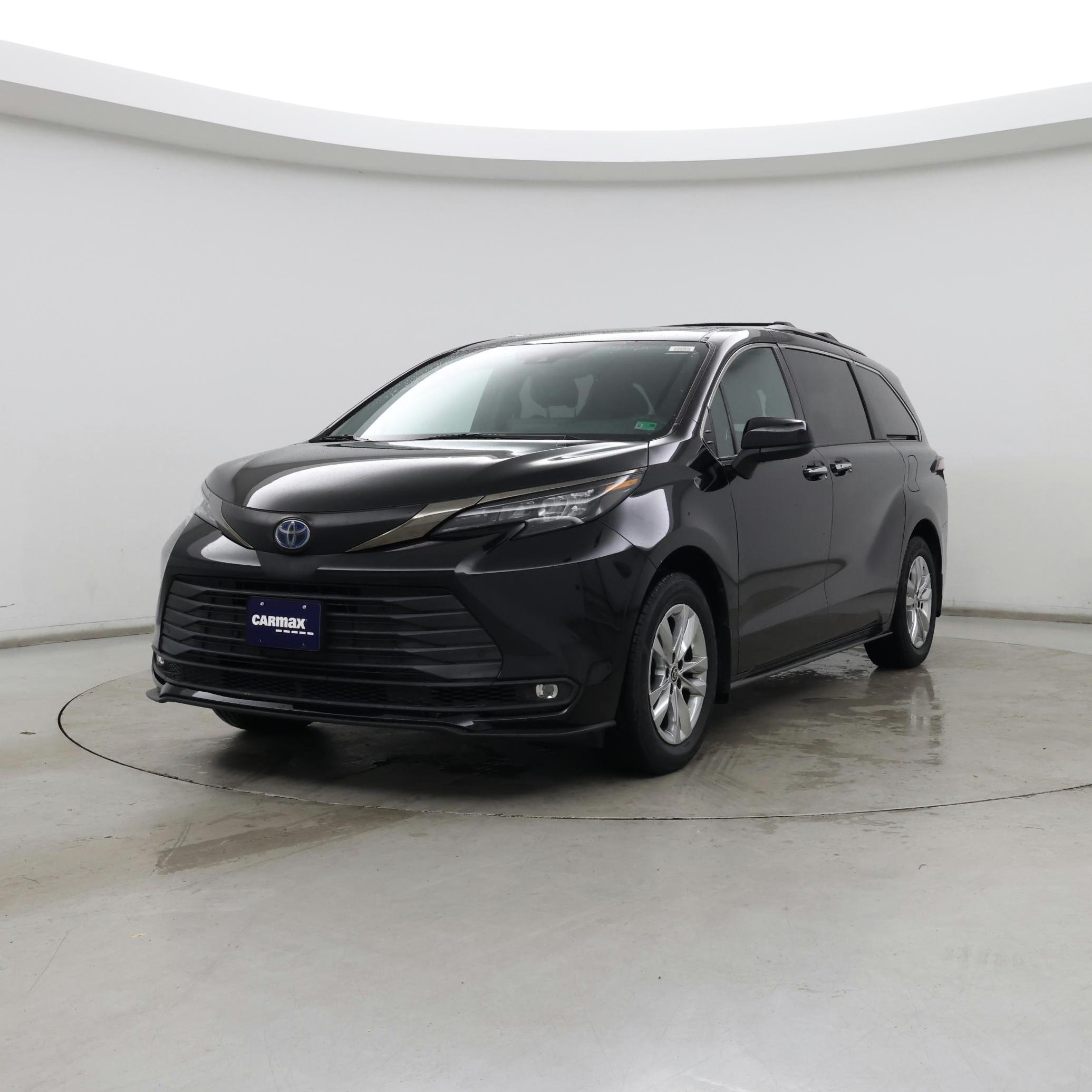 Thumbnail: 2022 Toyota Sienna - 4