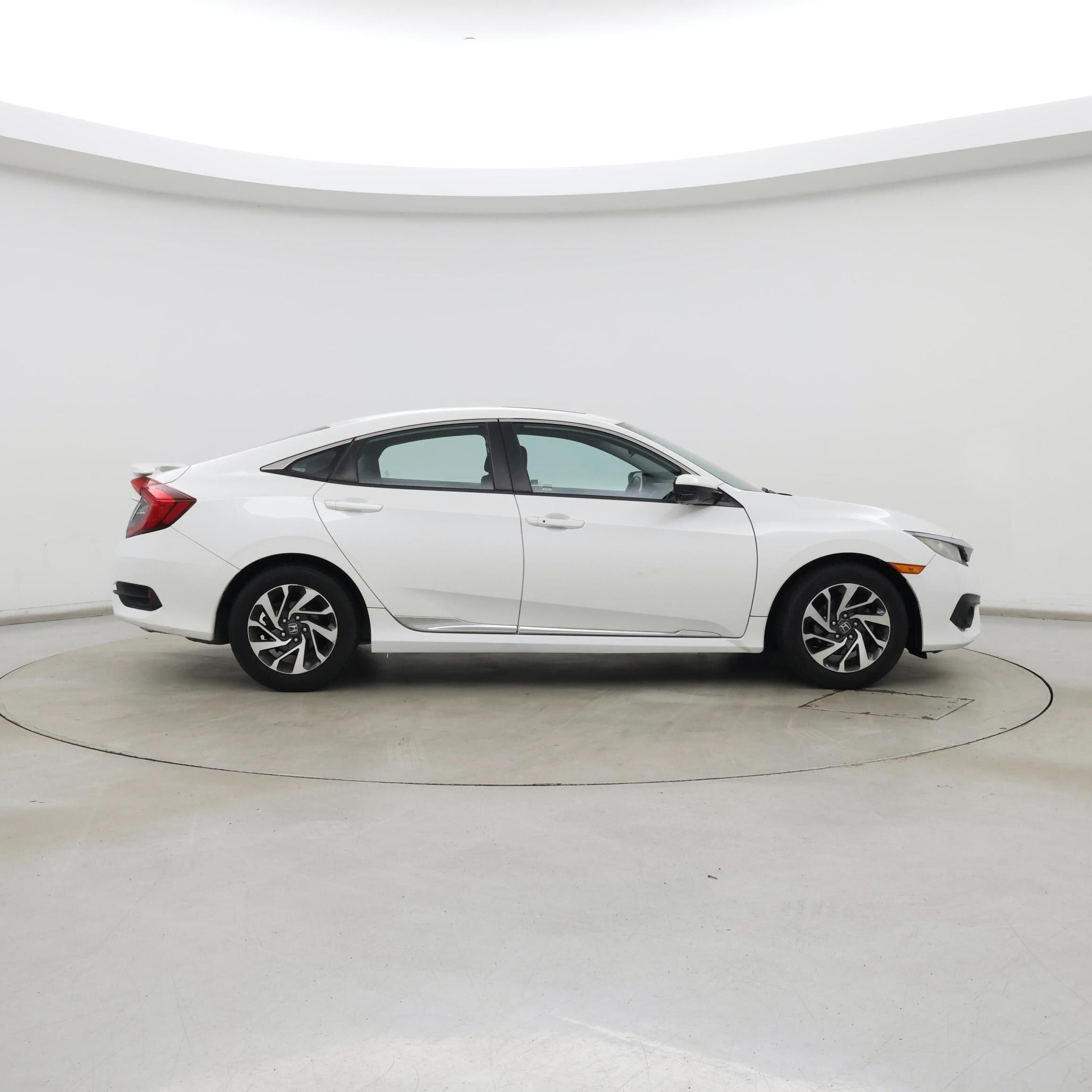 Thumbnail: 2016 Honda Civic - 7
