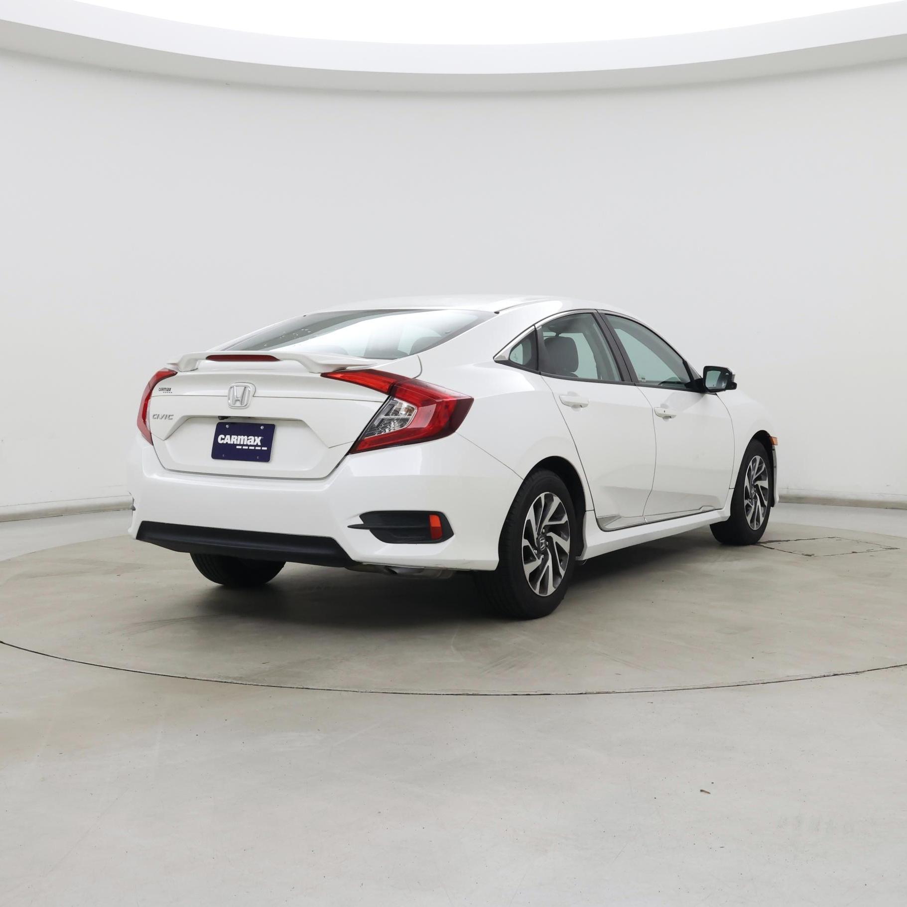 Thumbnail: 2016 Honda Civic - 8