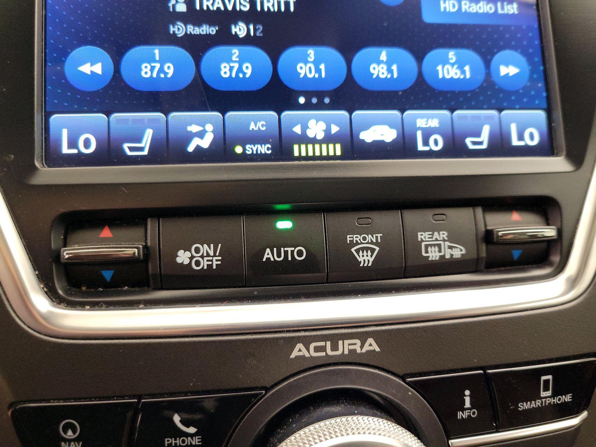 Thumbnail: 2020 Acura MDX - 17