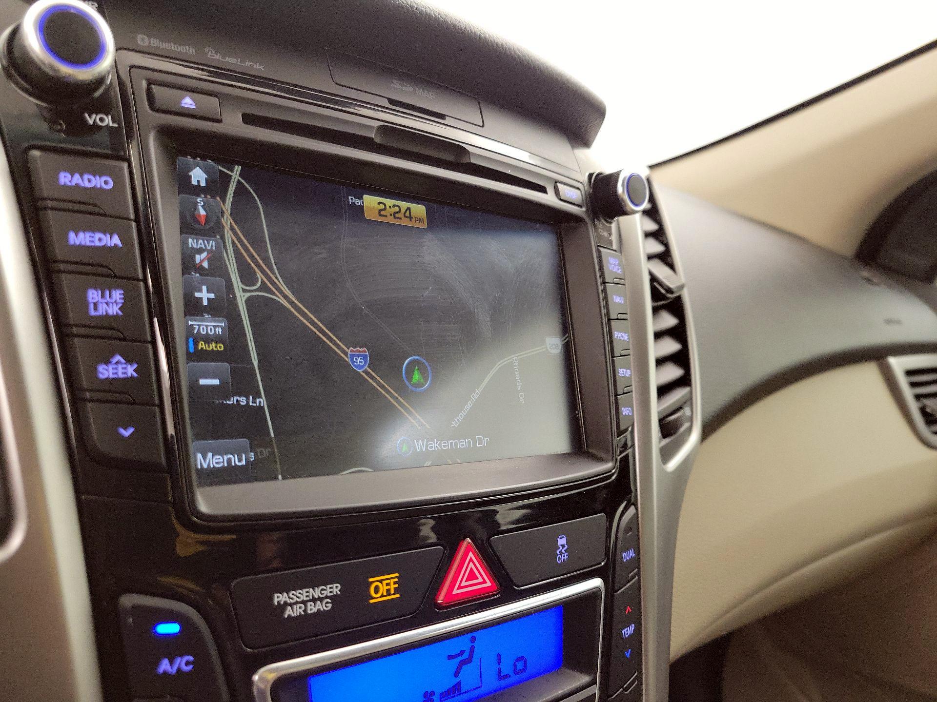 Thumbnail: 2016 Hyundai Elantra - 14