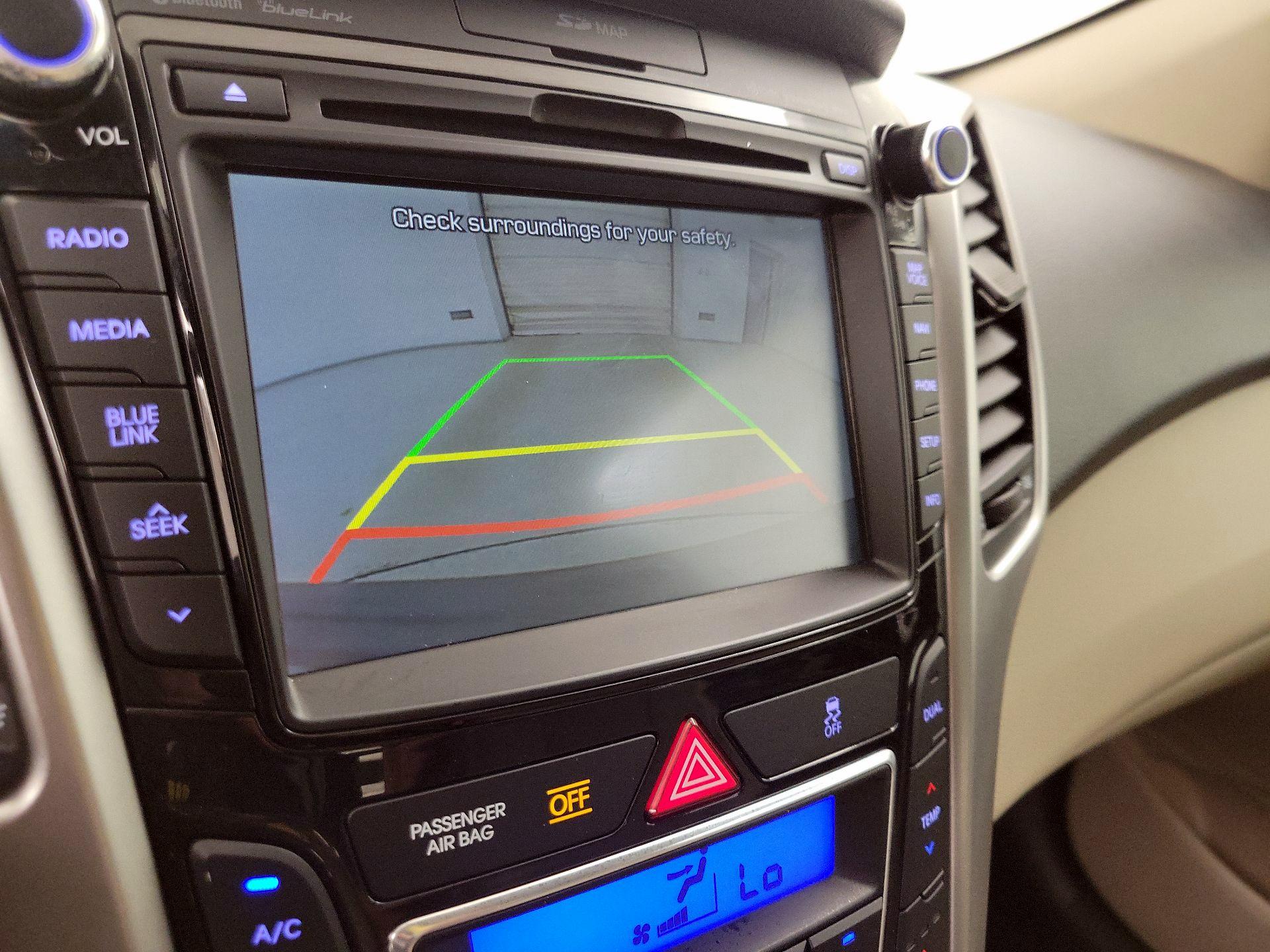 Thumbnail: 2016 Hyundai Elantra - 15