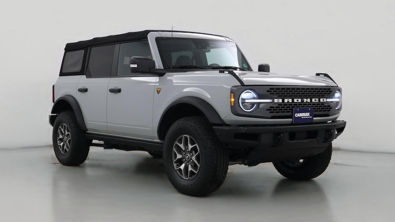 2022 Ford Bronco Badlands Hero Image