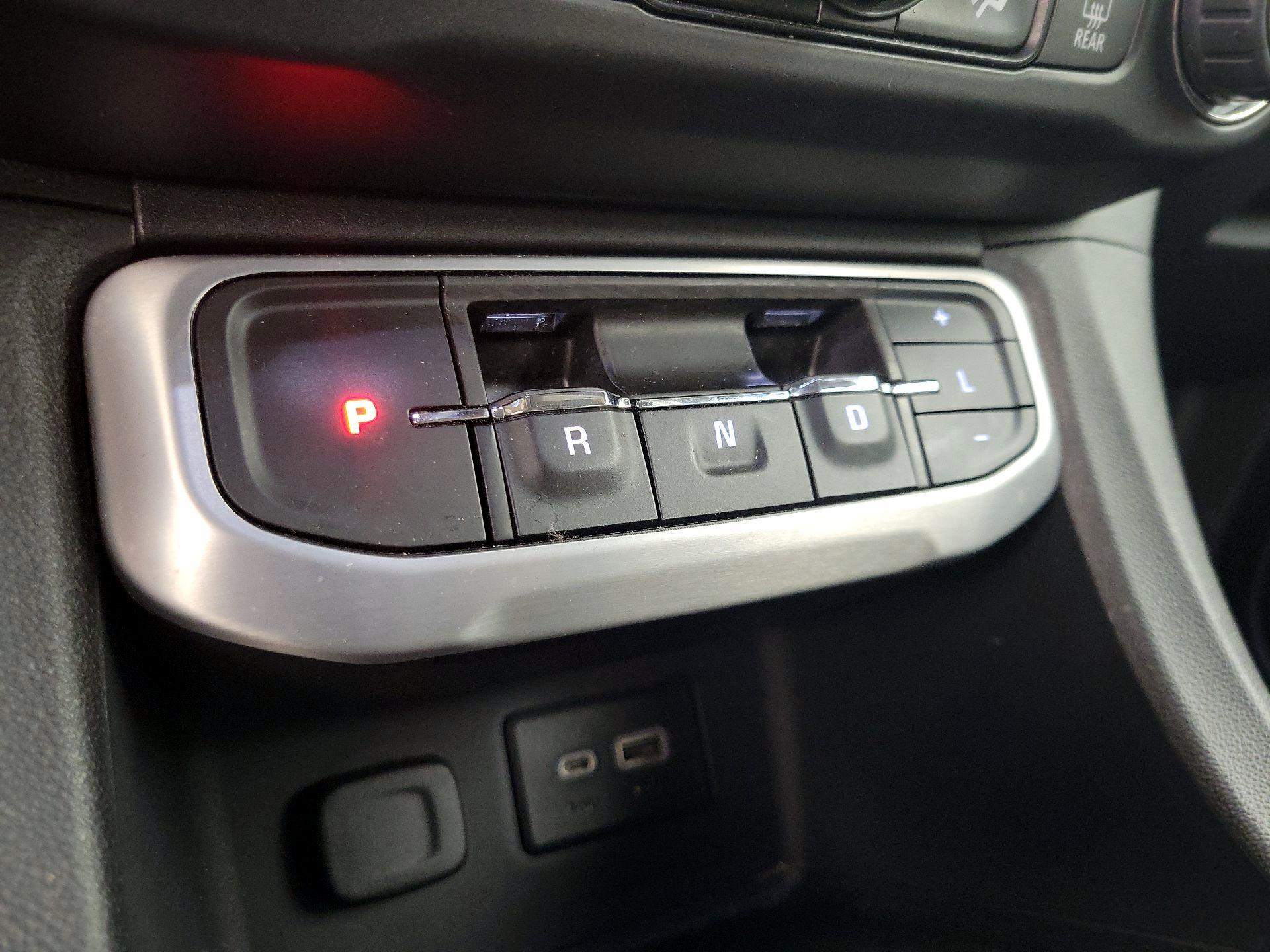 Thumbnail: 2020 GMC Acadia - 17