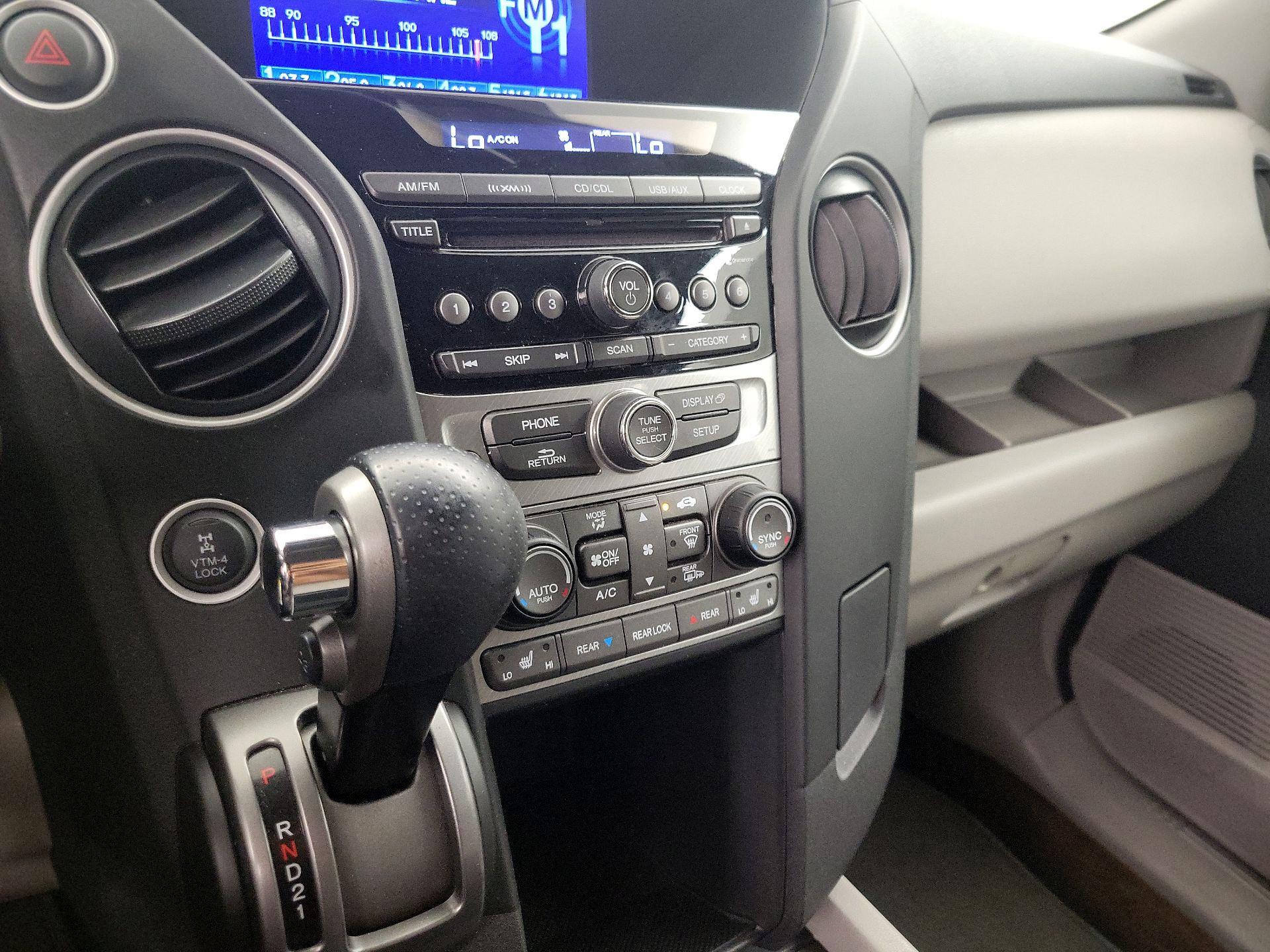 Thumbnail: 2013 Honda Pilot - 16