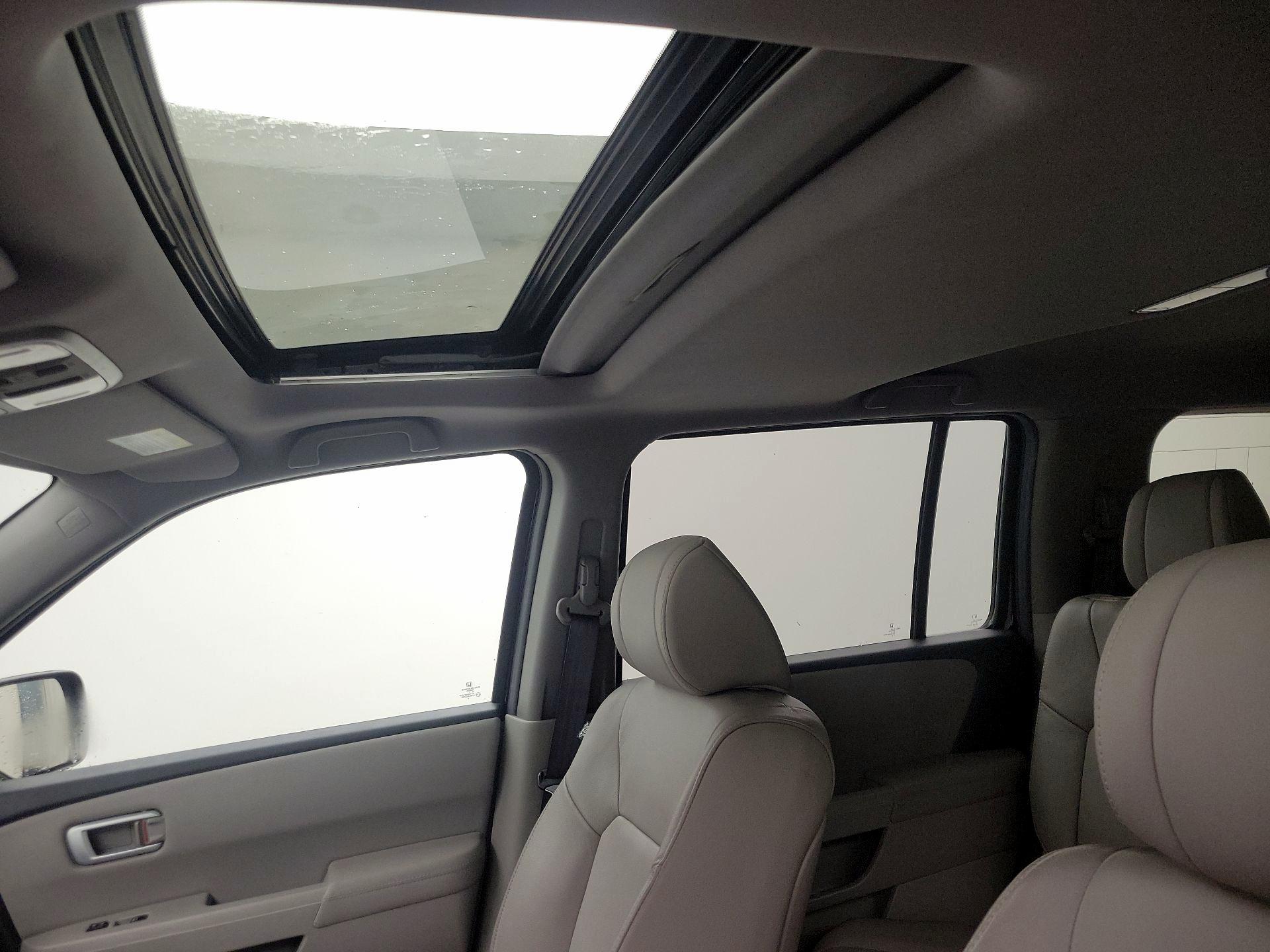 Thumbnail: 2013 Honda Pilot - 19
