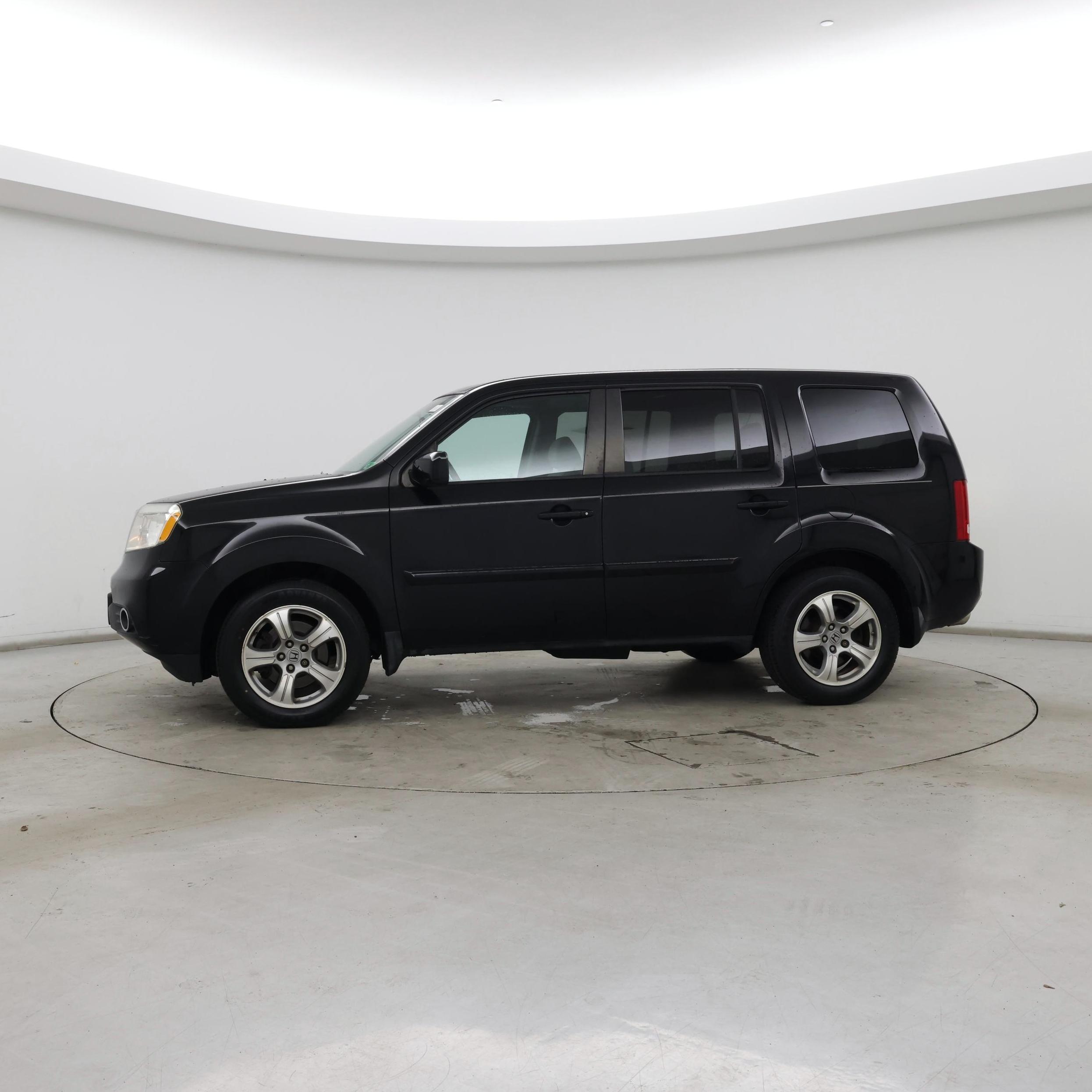 Thumbnail: 2013 Honda Pilot - 3