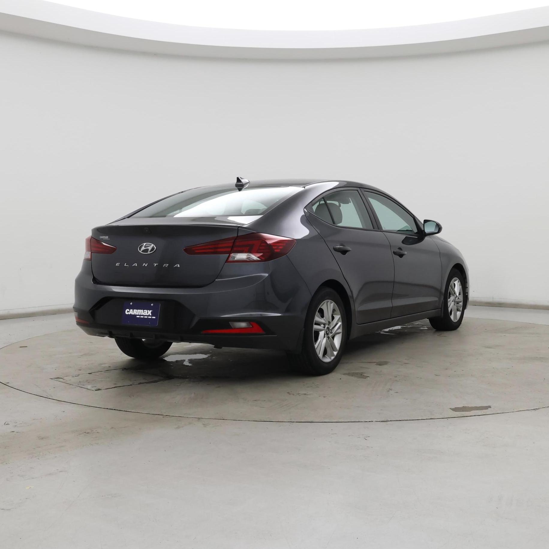 Thumbnail: 2020 Hyundai Elantra - 8