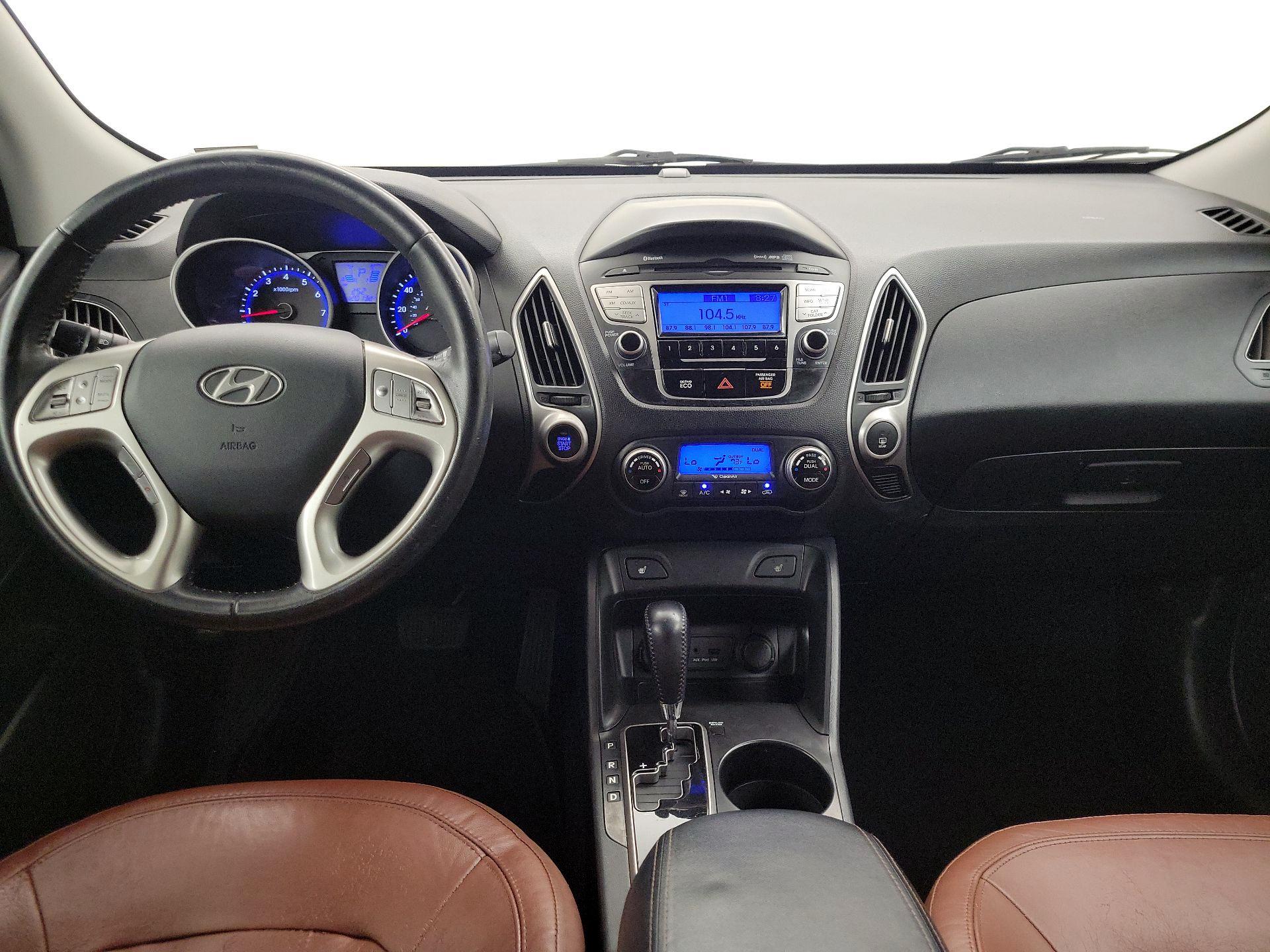 Thumbnail: 2013 Hyundai Tucson - 9