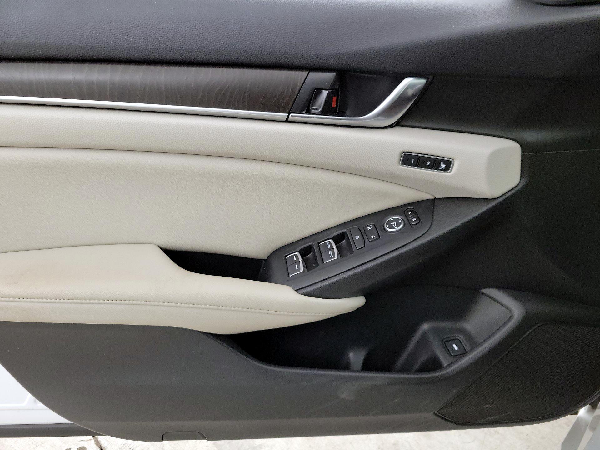 Thumbnail: 2020 Honda Accord - 12
