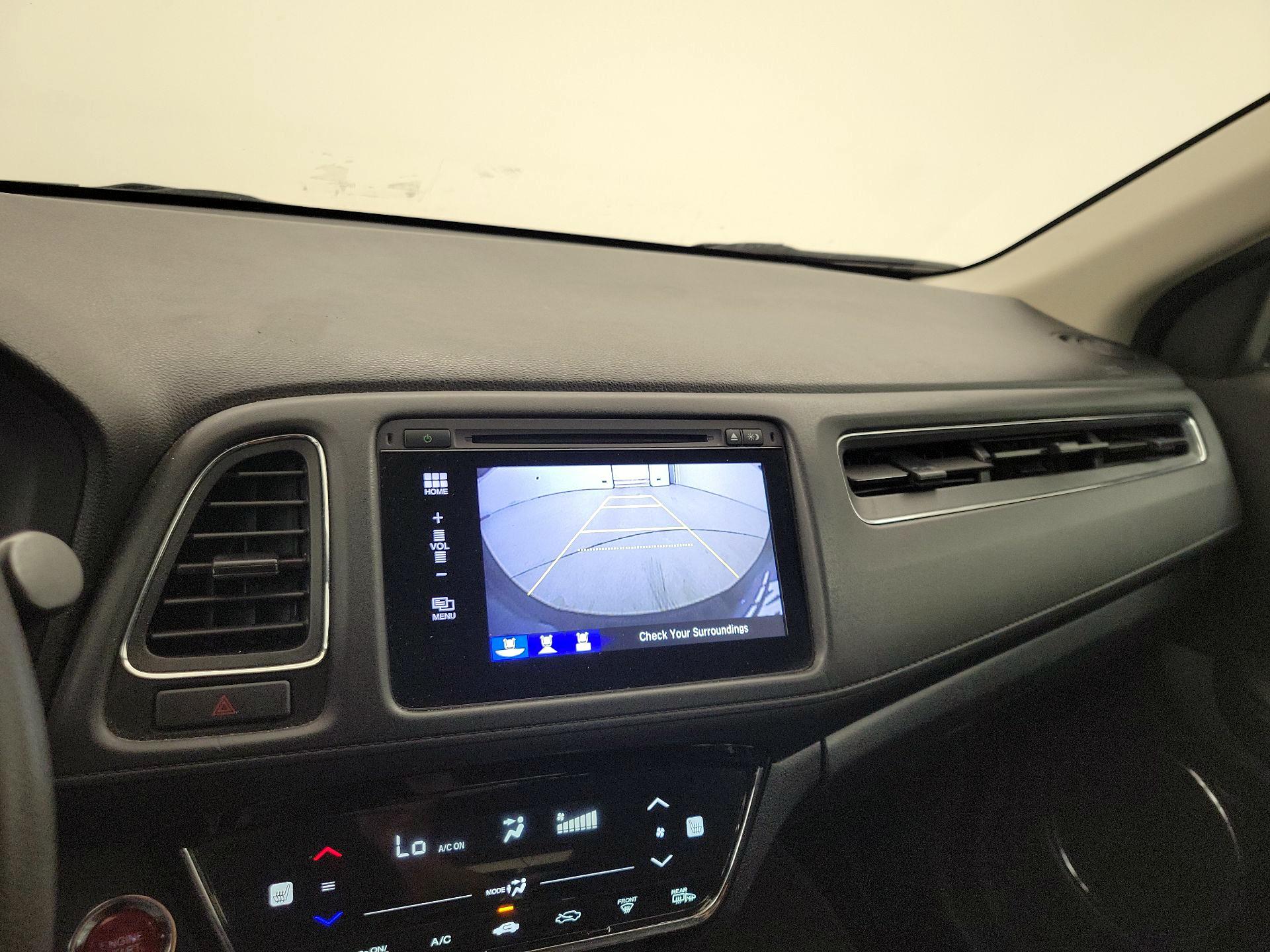 Thumbnail: 2016 Honda HR-V - 14