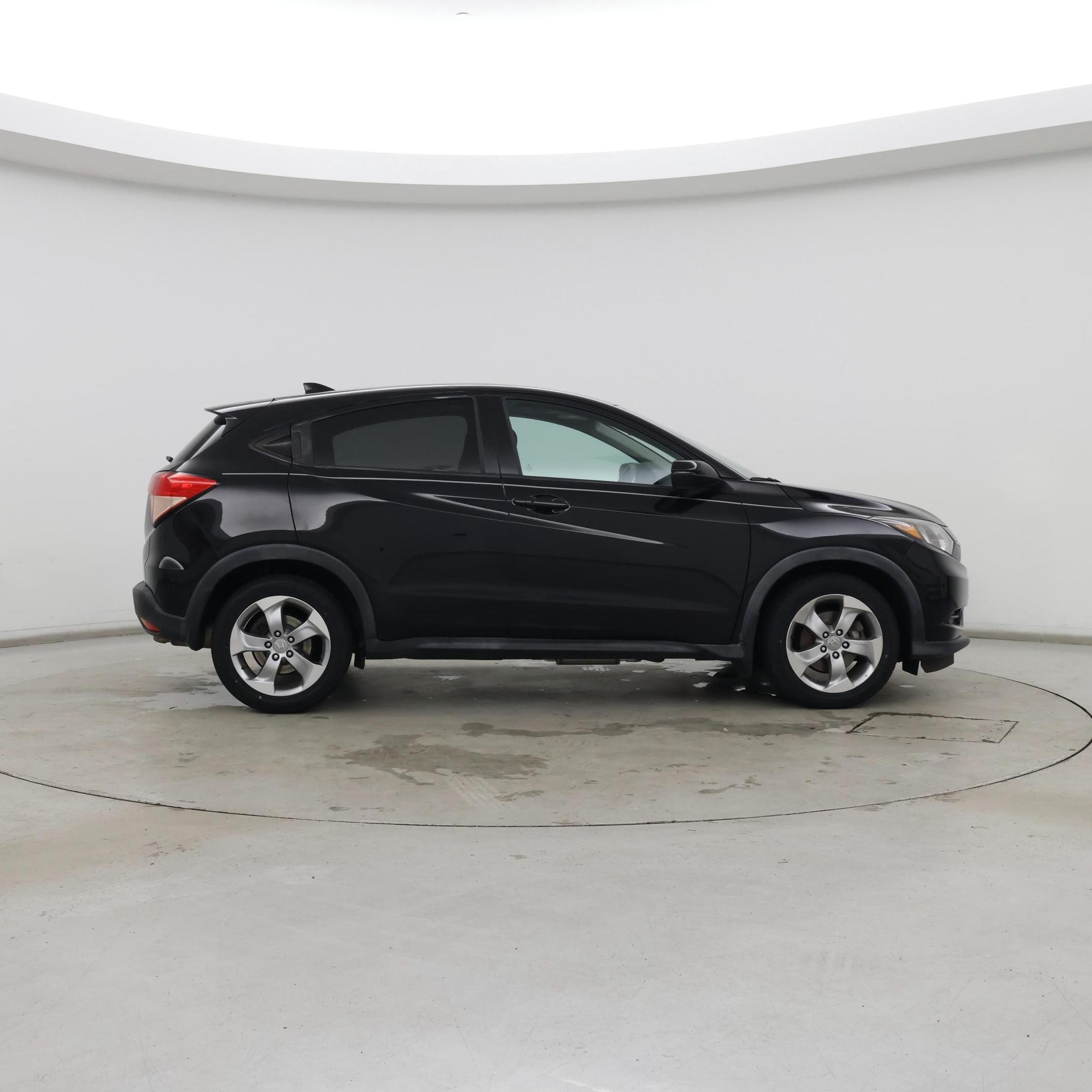 Thumbnail: 2016 Honda HR-V - 7