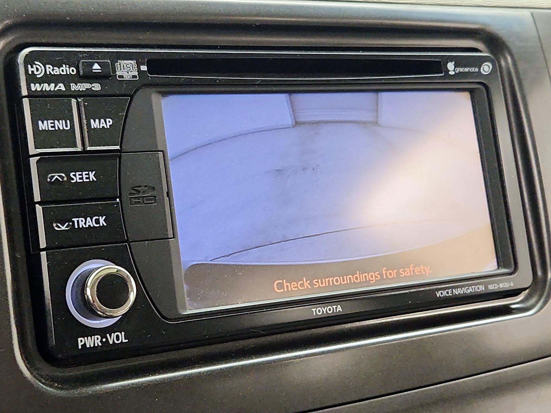 Thumbnail: 2013 Toyota Sienna - 15