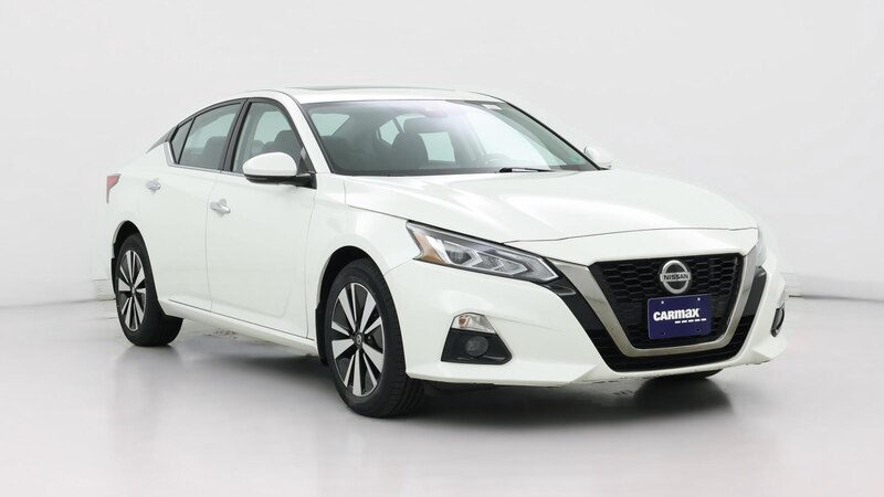 2019 Nissan Altima SV Hero Image