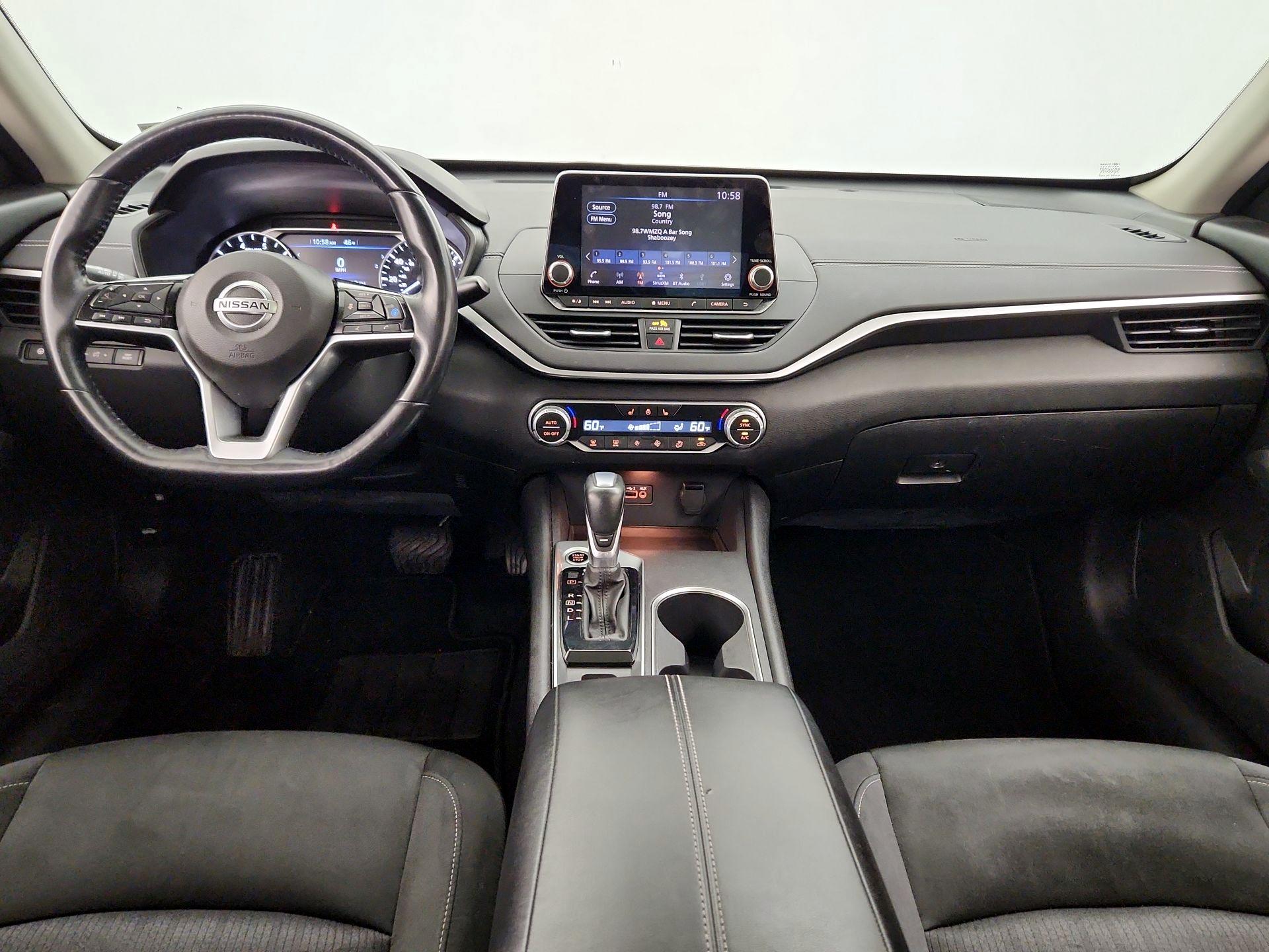 Thumbnail: 2019 Nissan Altima - 9