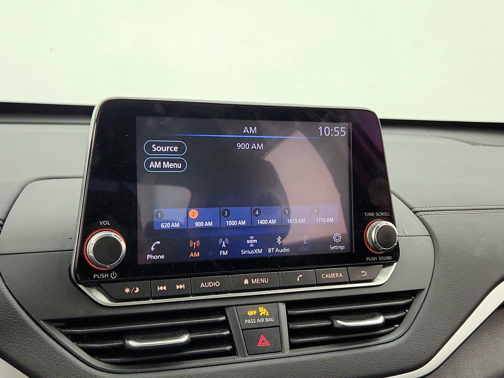 Thumbnail: 2019 Nissan Altima - 15