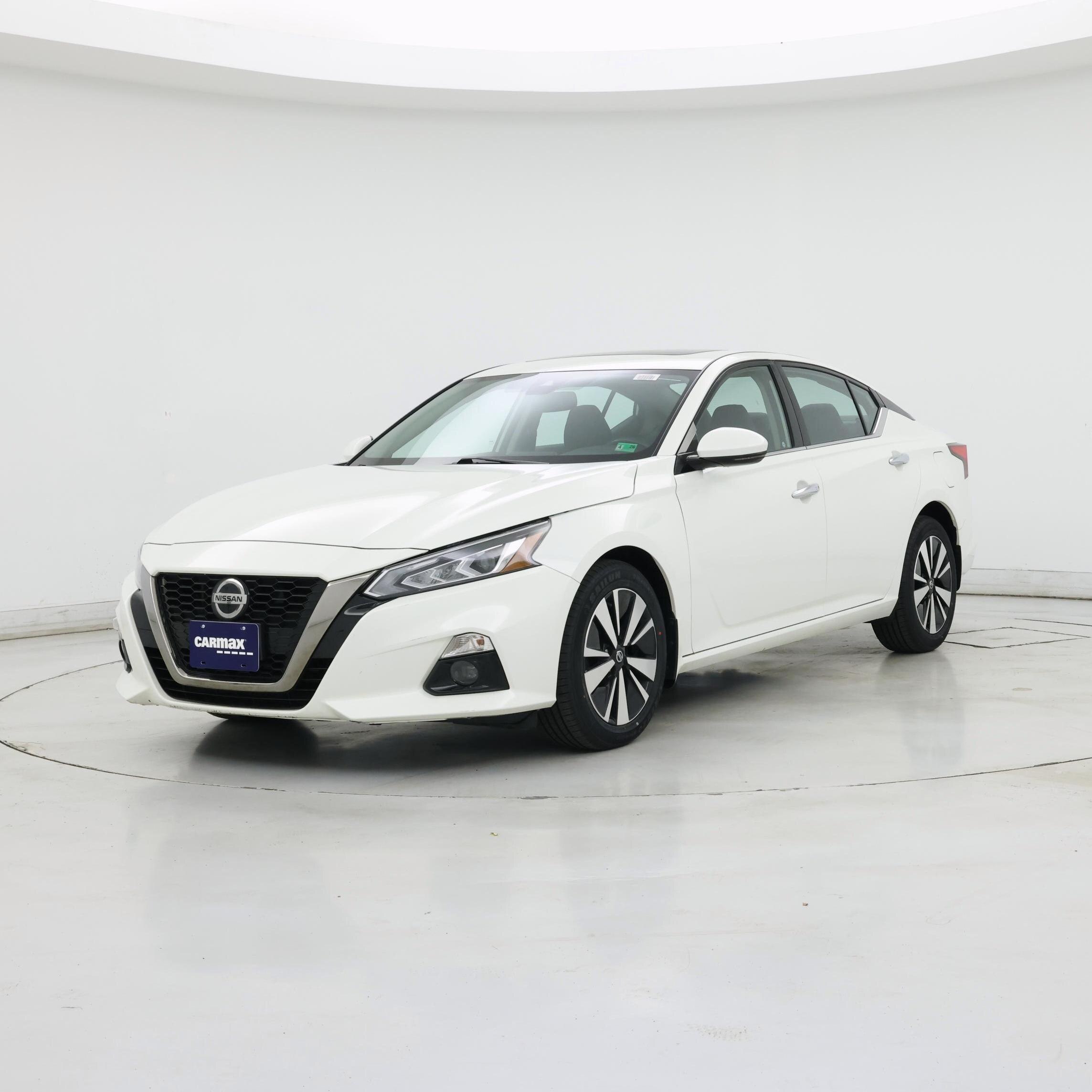 Thumbnail: 2019 Nissan Altima - 4