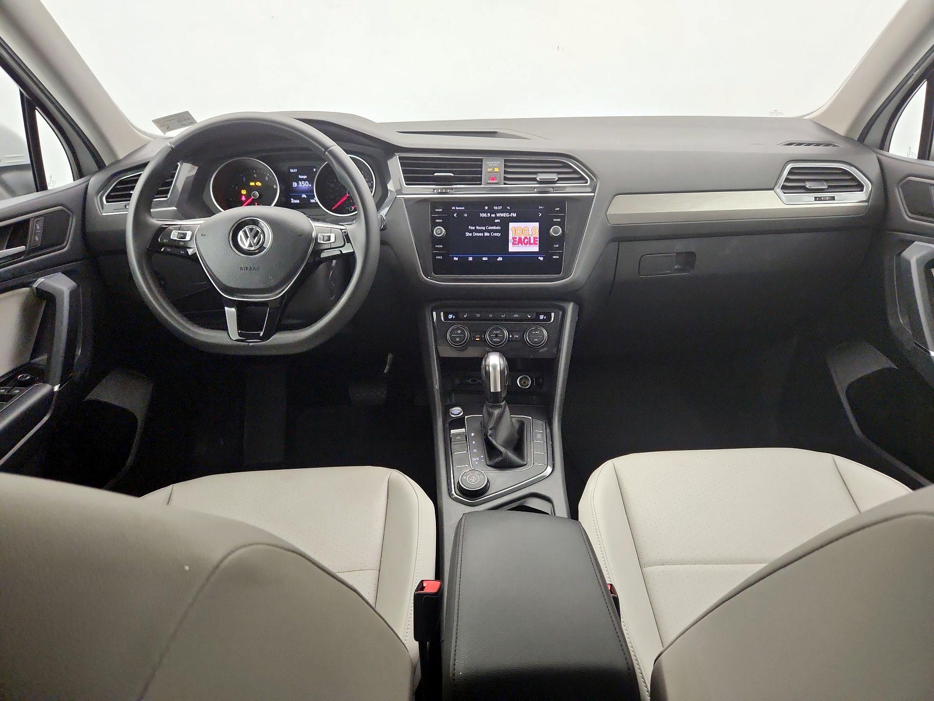 Thumbnail: 2020 Volkswagen Tiguan - 9