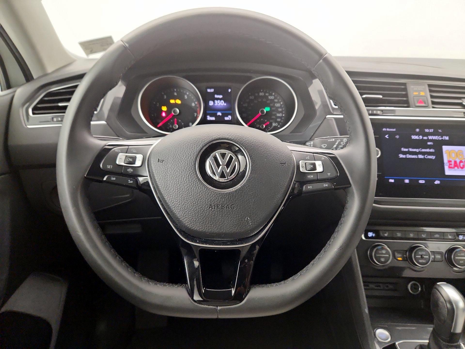 Thumbnail: 2020 Volkswagen Tiguan - 10