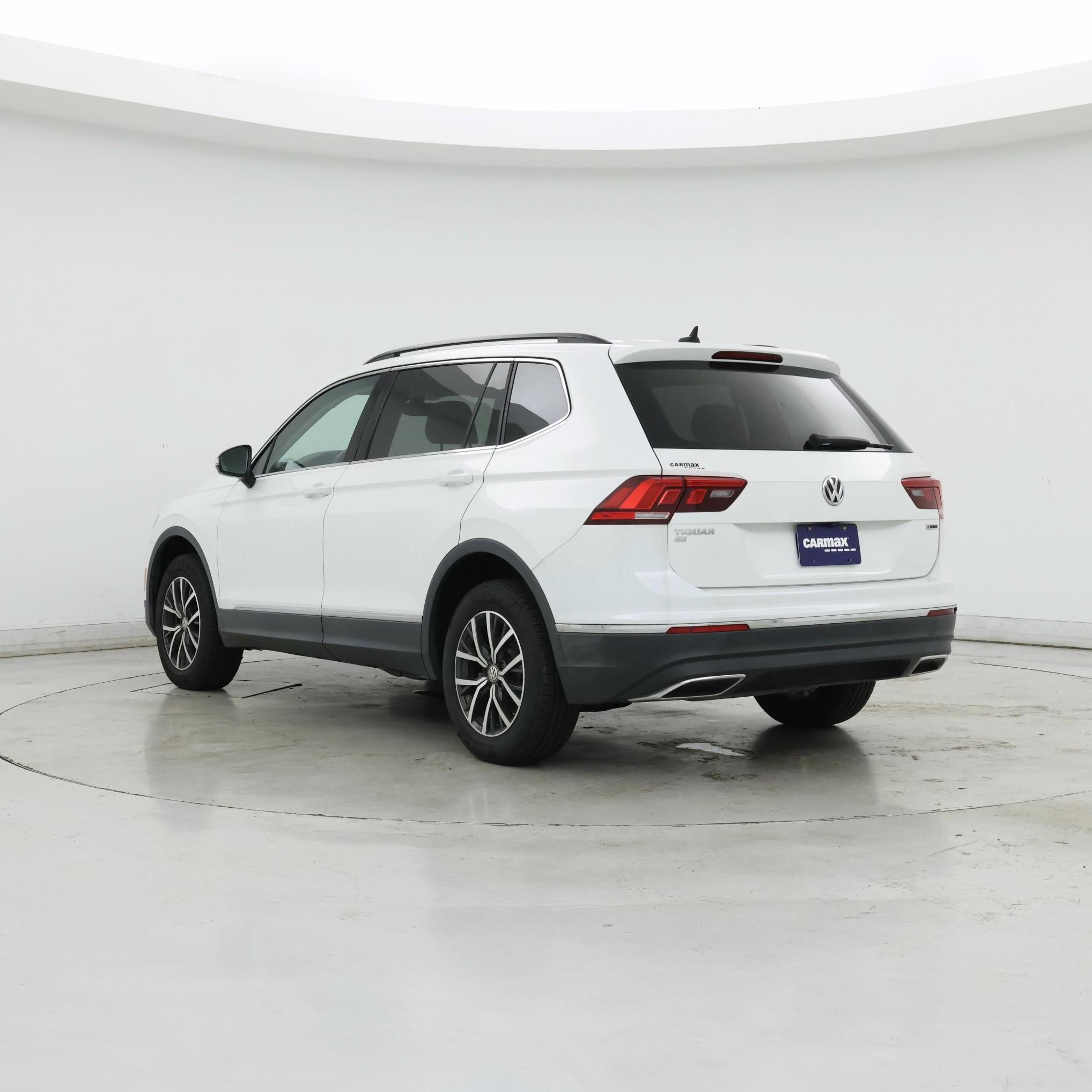 Thumbnail: 2020 Volkswagen Tiguan - 2