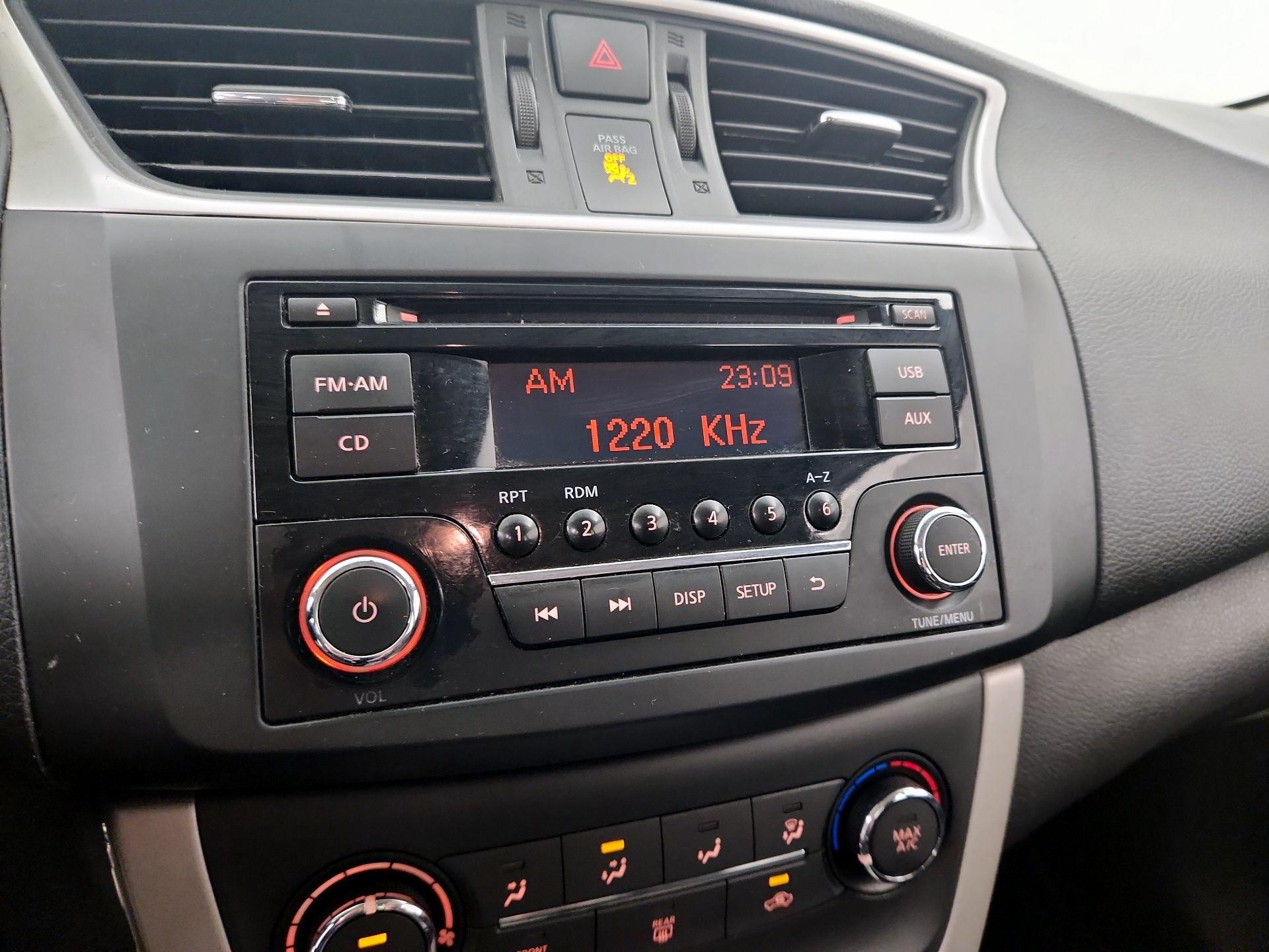 Thumbnail: 2015 Nissan Sentra - 14