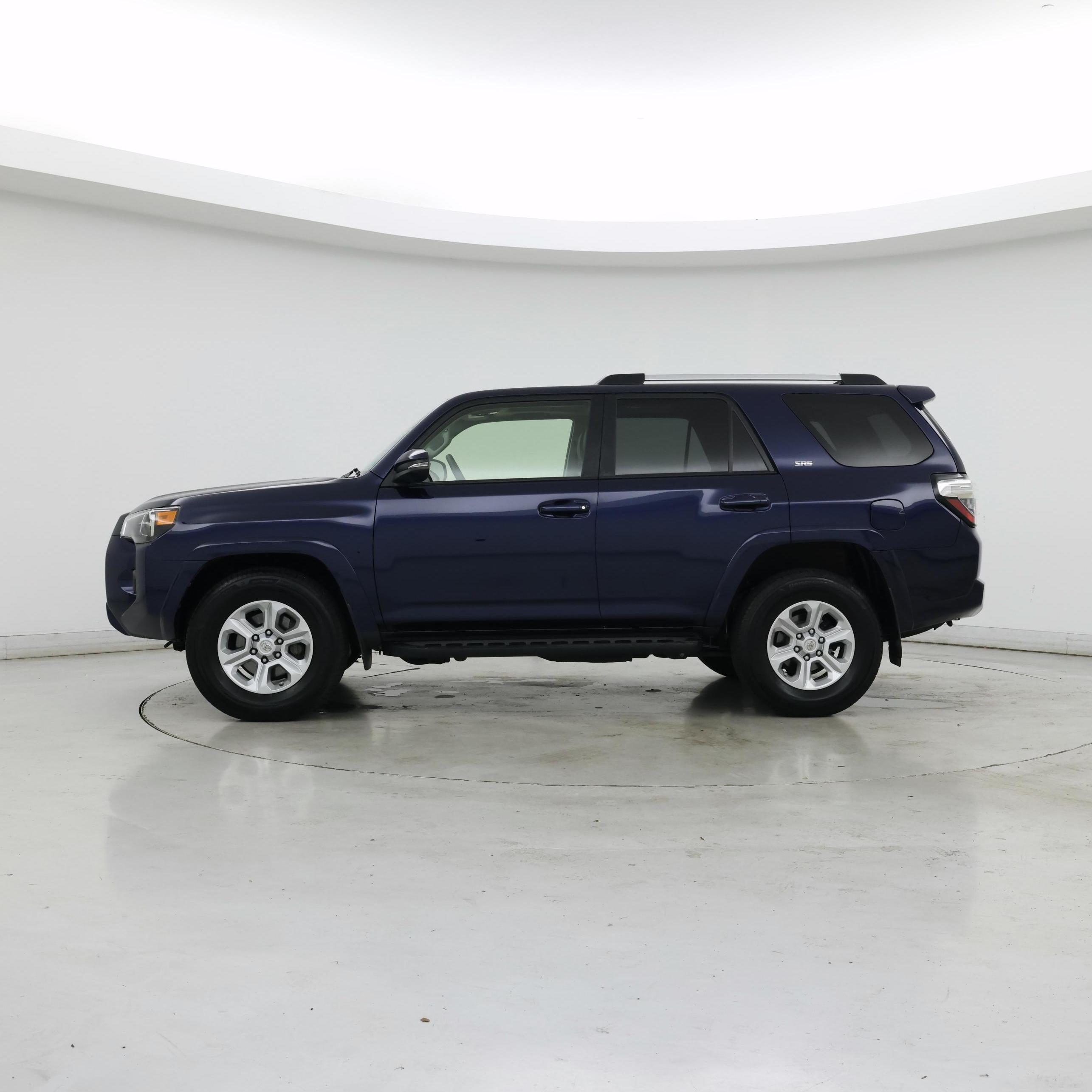 Thumbnail: 2021 Toyota 4Runner - 3