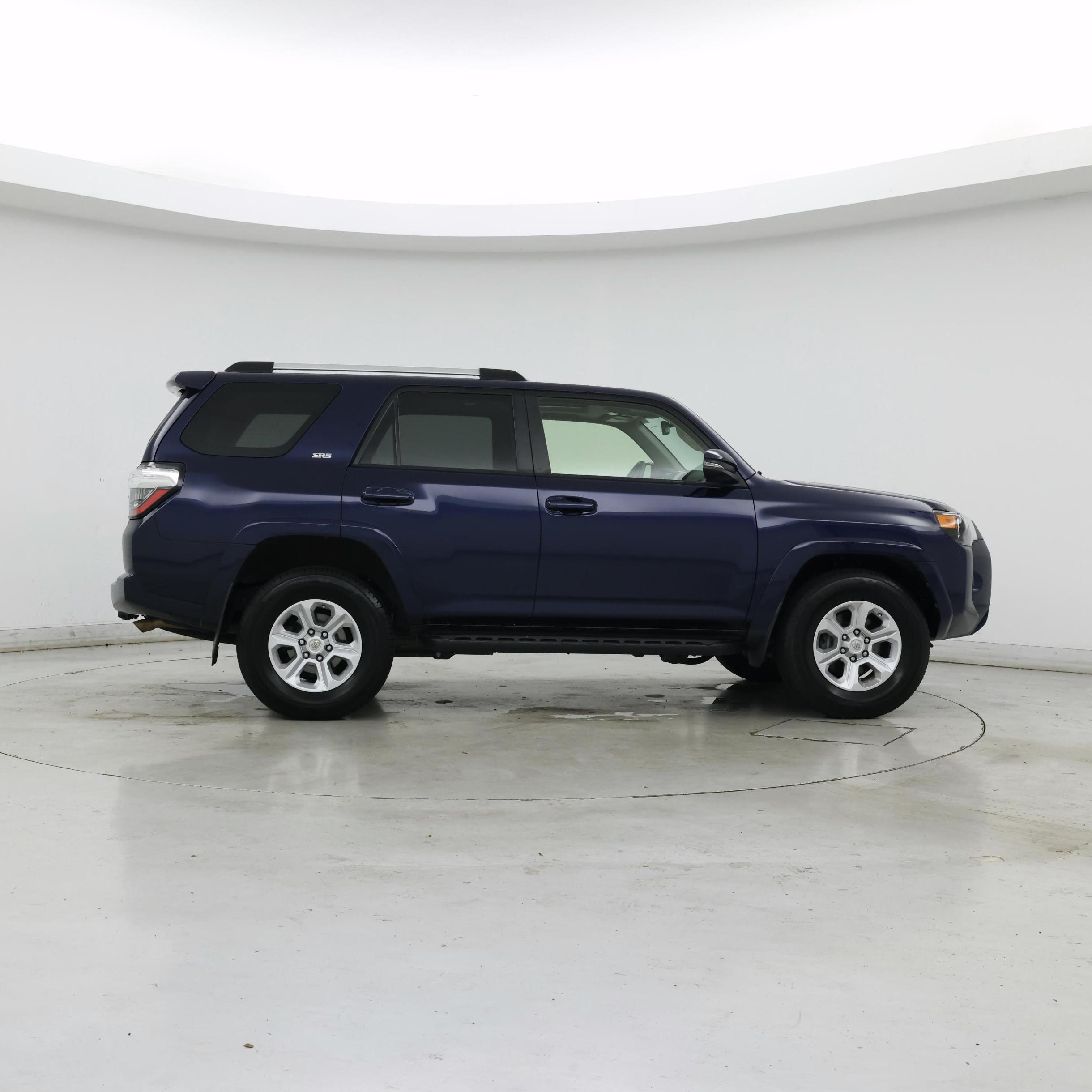 Thumbnail: 2021 Toyota 4Runner - 7