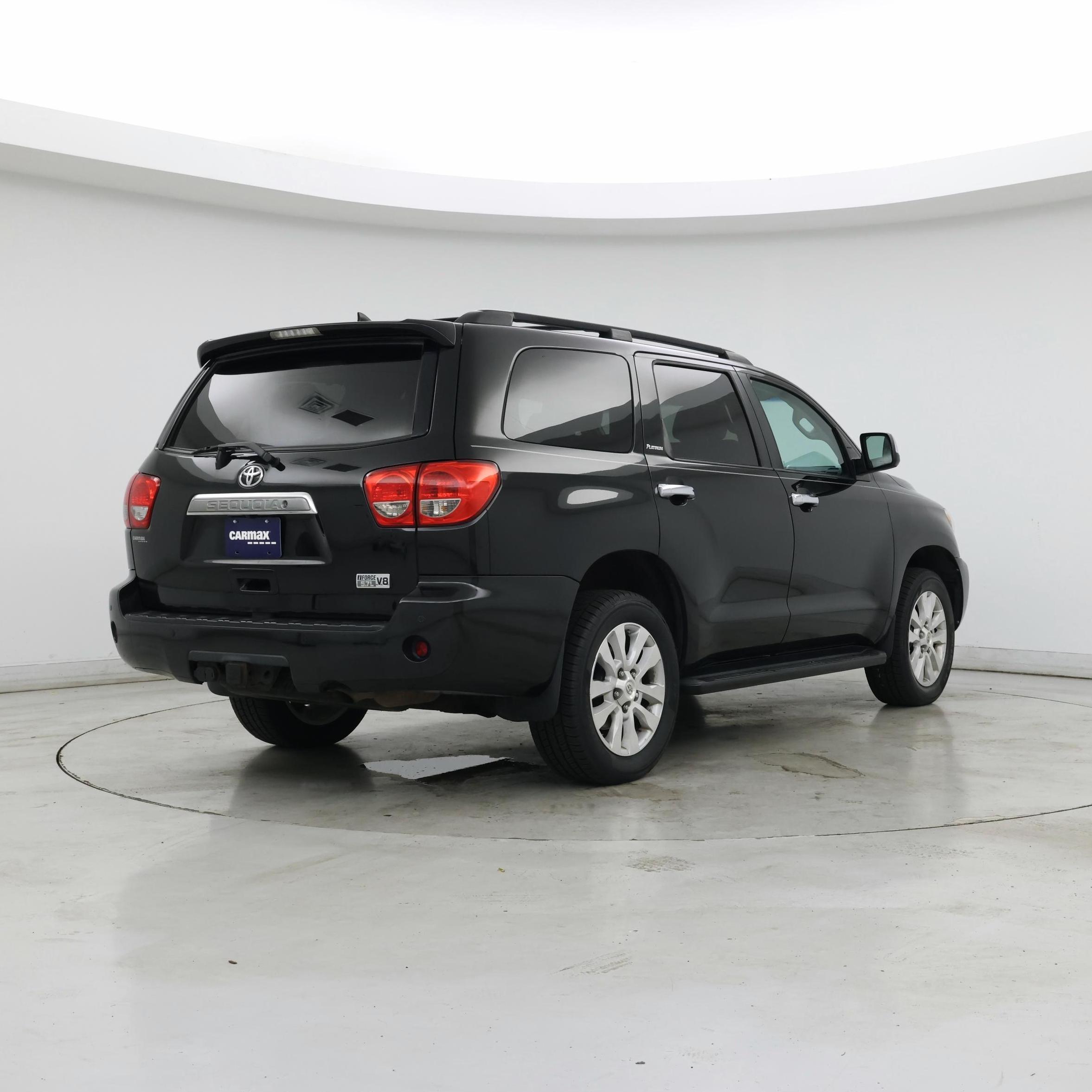 Thumbnail: 2016 Toyota Sequoia - 8