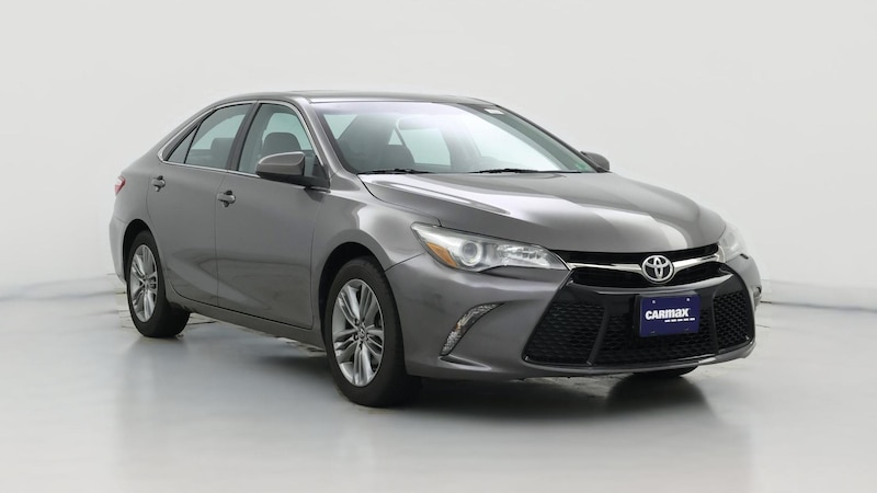 2016 Toyota Camry SE Hero Image
