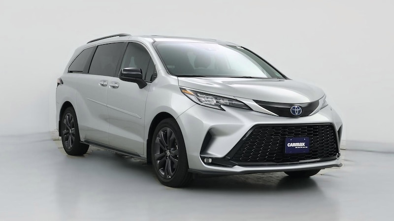 2023 Toyota Sienna XSE Hero Image