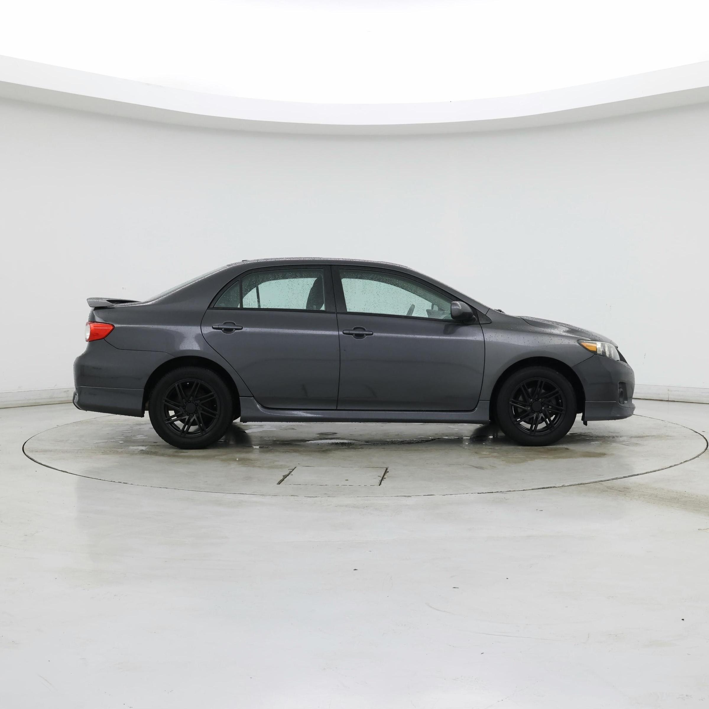 Thumbnail: 2013 Toyota Corolla - 7