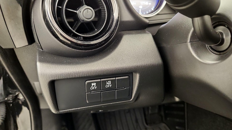 2021 Mazda MX-5 Miata Club 13