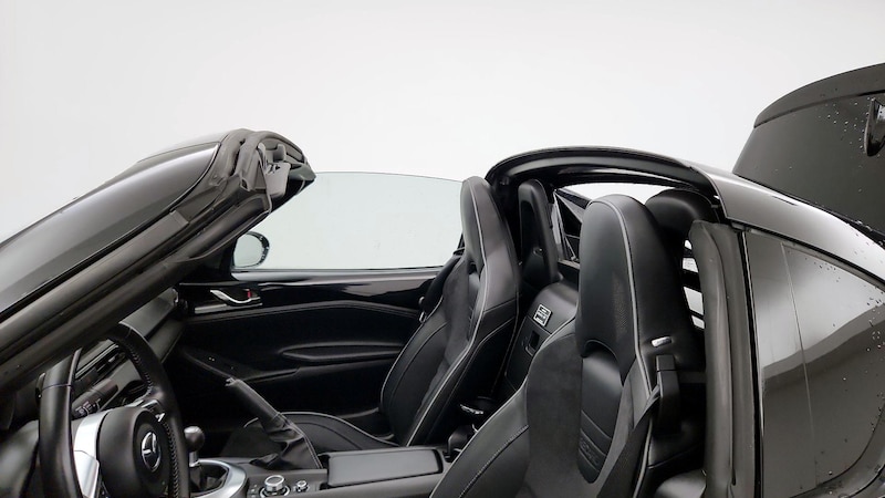 2021 Mazda MX-5 Miata Club 20