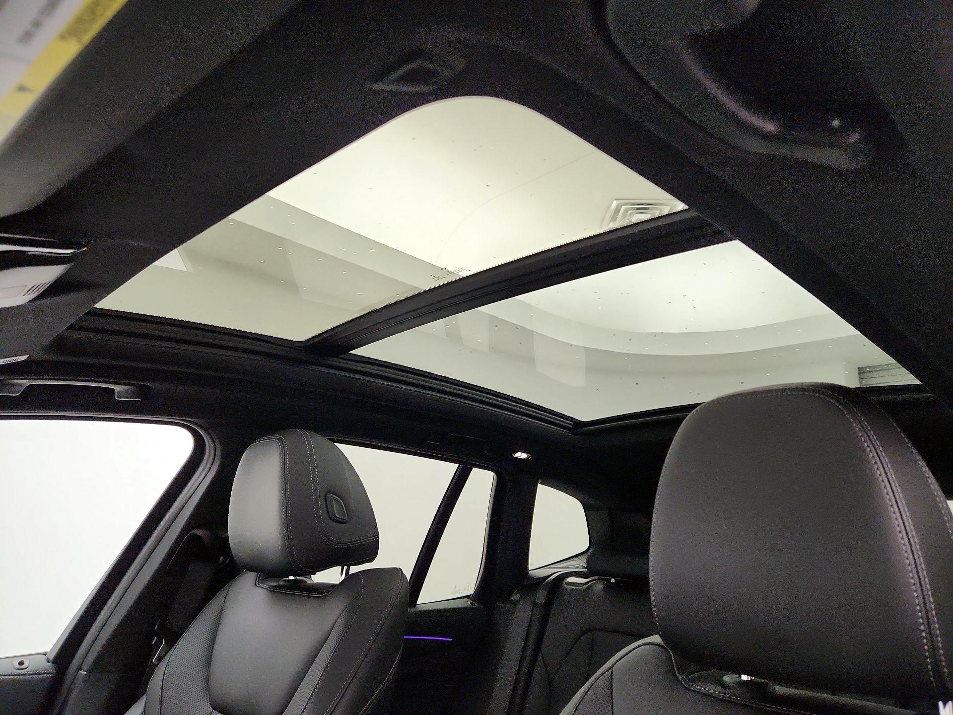 Thumbnail: 2023 BMW X3 - 20