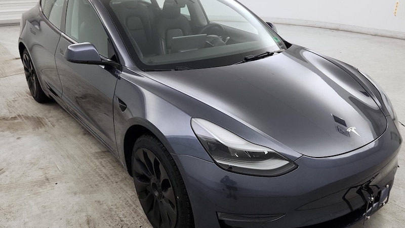 2021 Tesla Model 3 Standard Range Hero Image