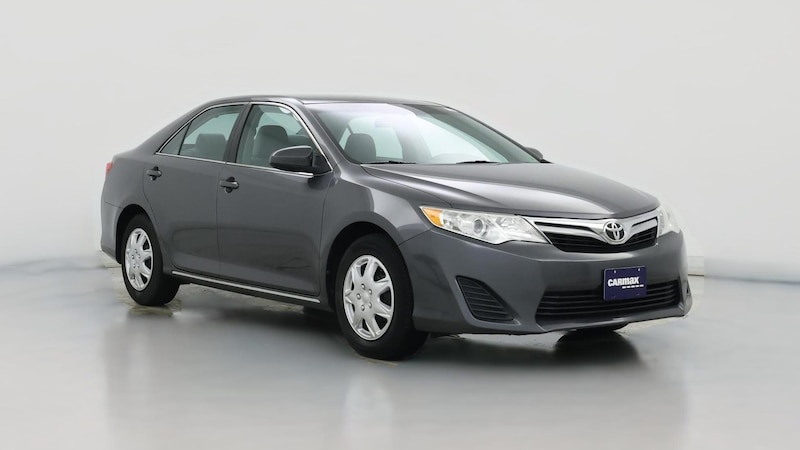 2014 Toyota Camry LE Hero Image