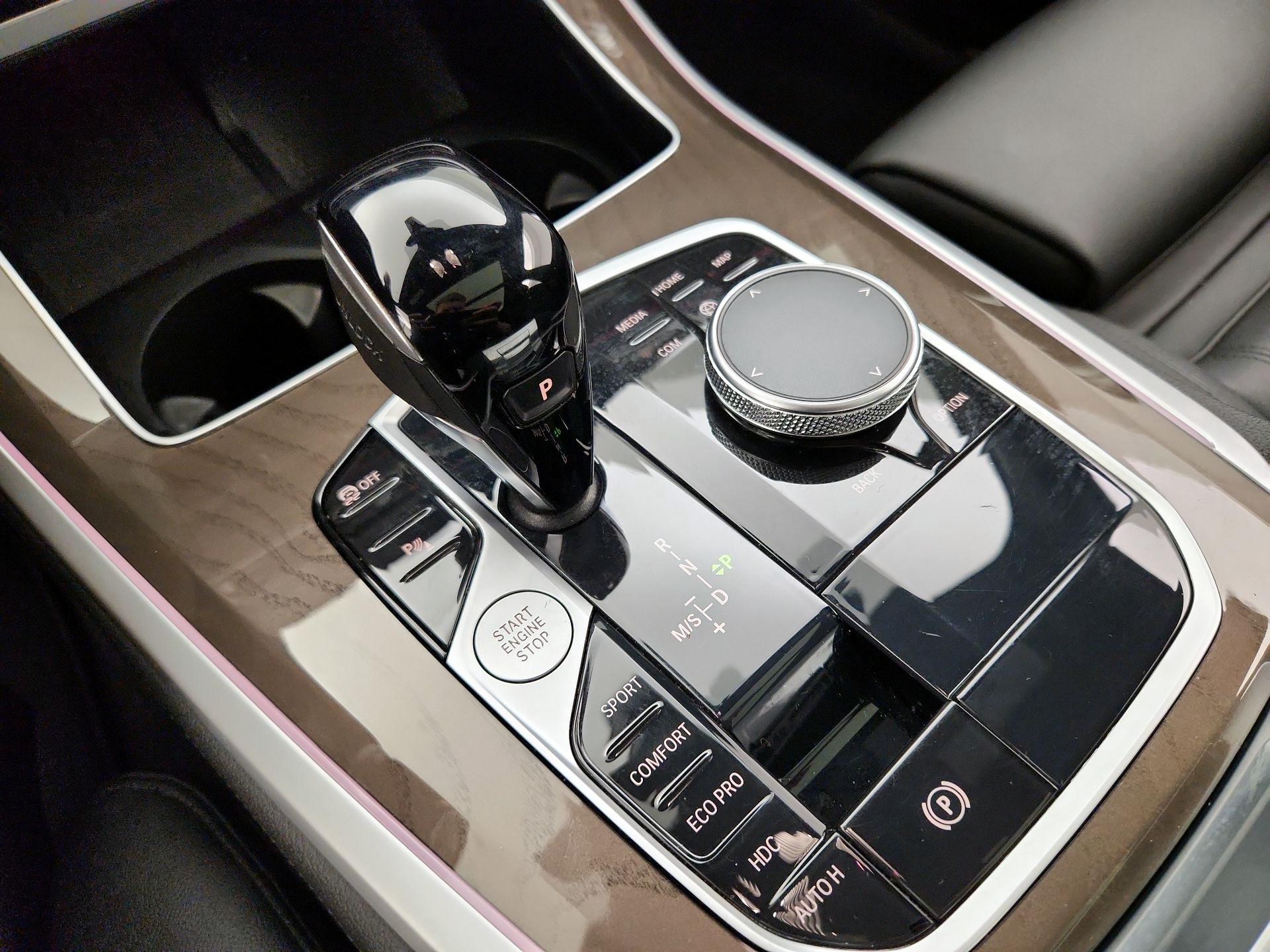 Thumbnail: 2022 BMW X5 - 18