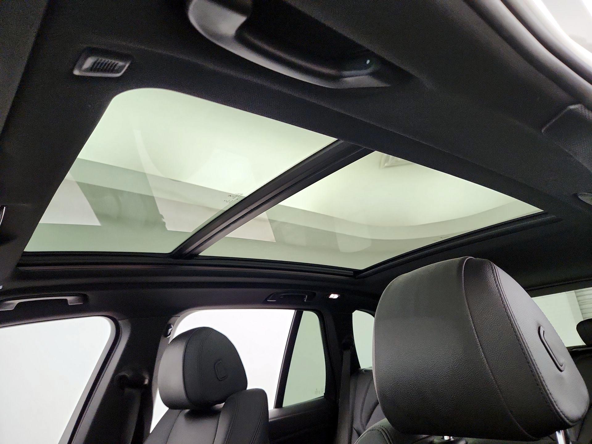 Thumbnail: 2022 BMW X5 - 20