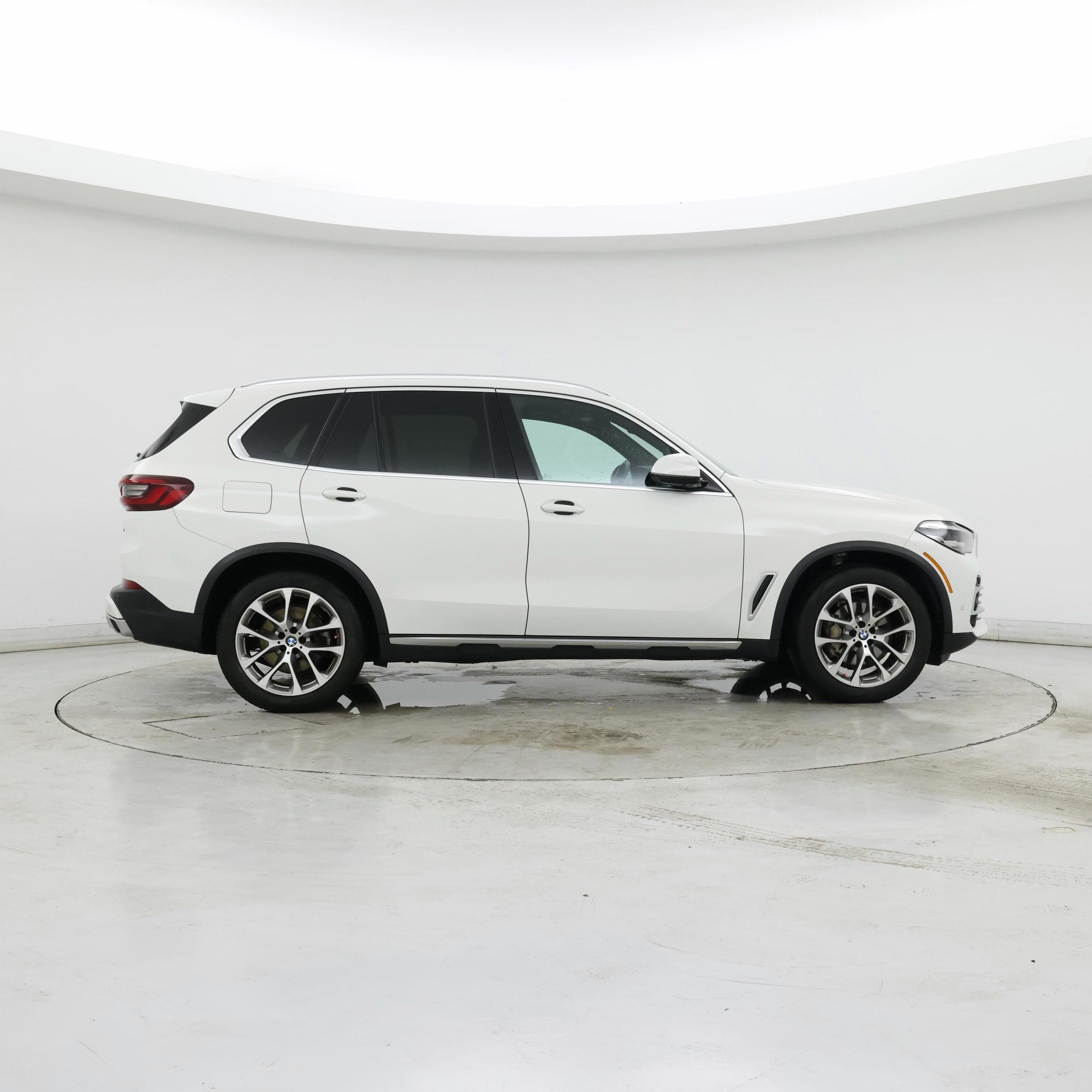 Thumbnail: 2022 BMW X5 - 7